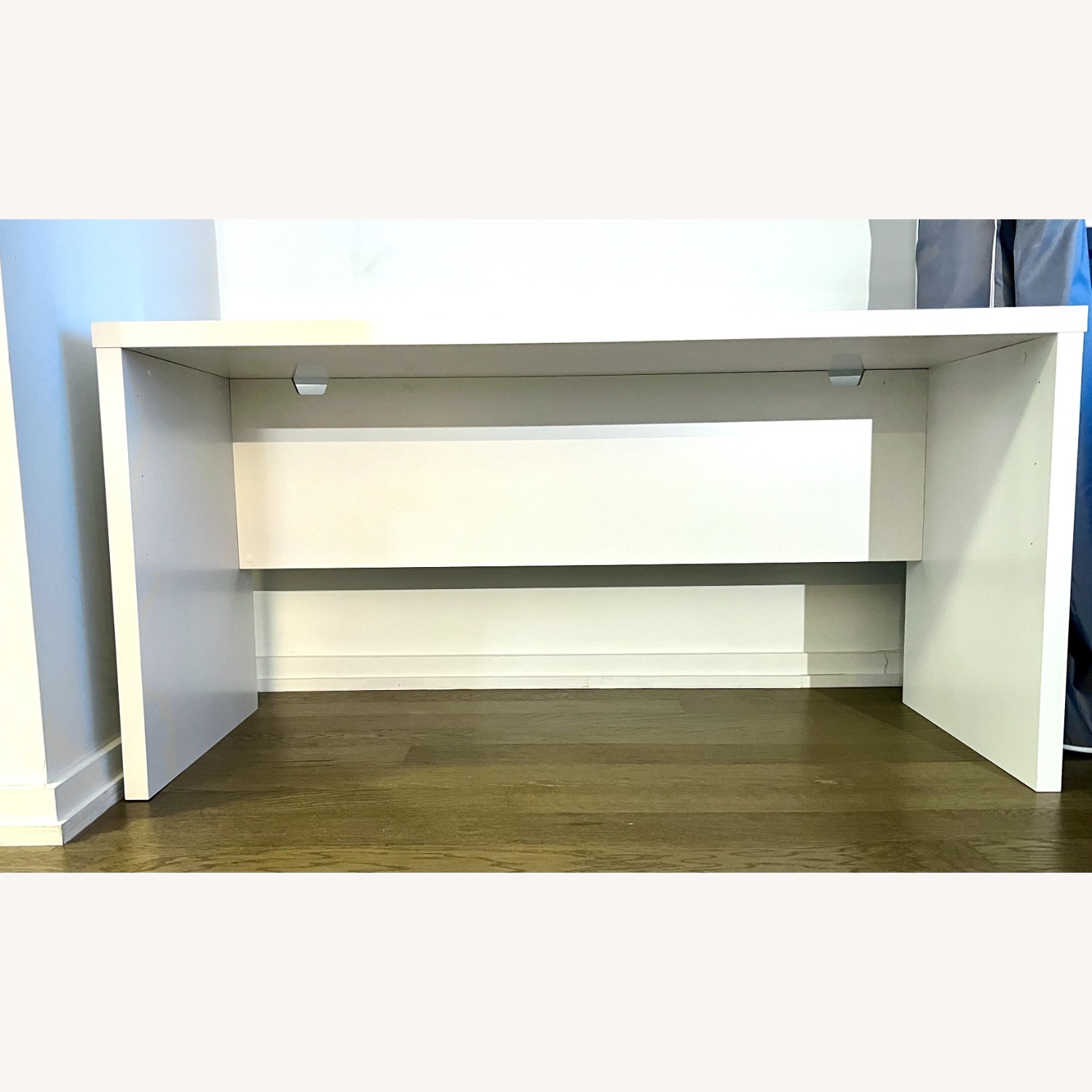 Overstock 60" White Echo Bow-Front Office Desk - image-2