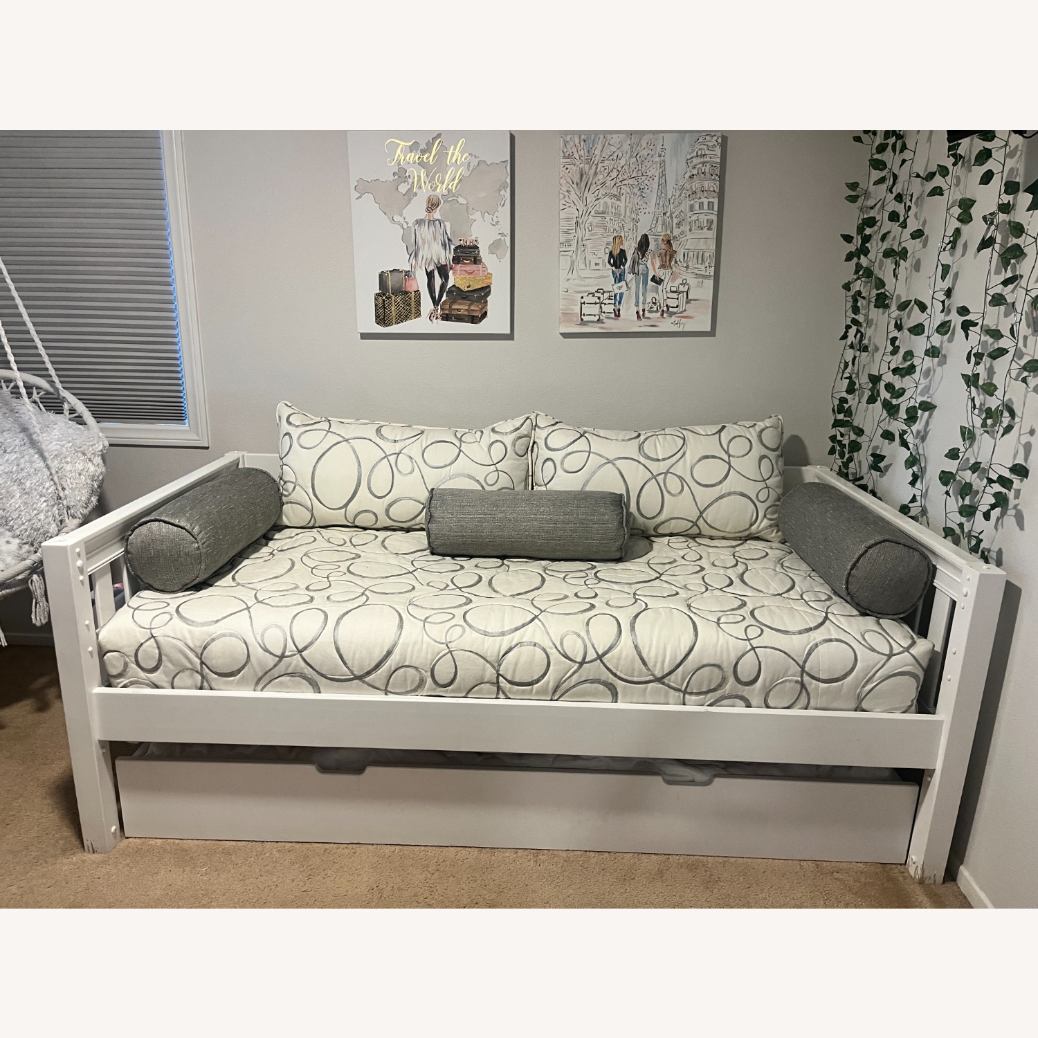 Bed Bath & Beyond 2-in-1 Playhouse to Daybed+Trundle - image-3