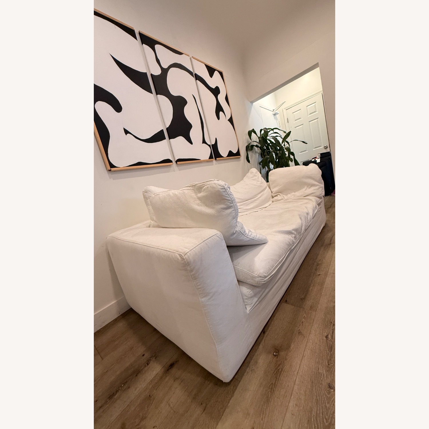 City Furniture White Fabric 2 Piece Sectional - image-2
