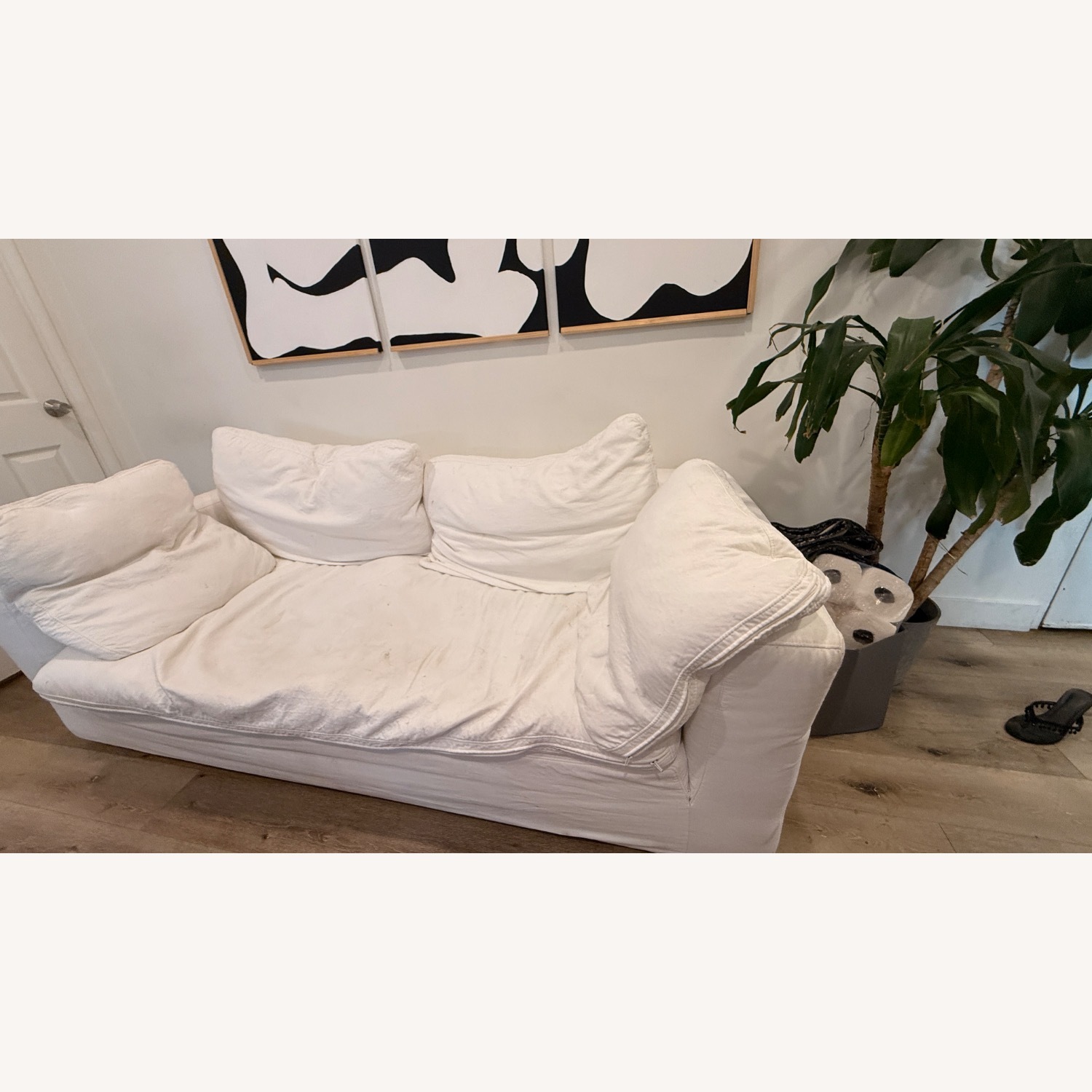 City Furniture White Fabric 2 Piece Sectional - image-3
