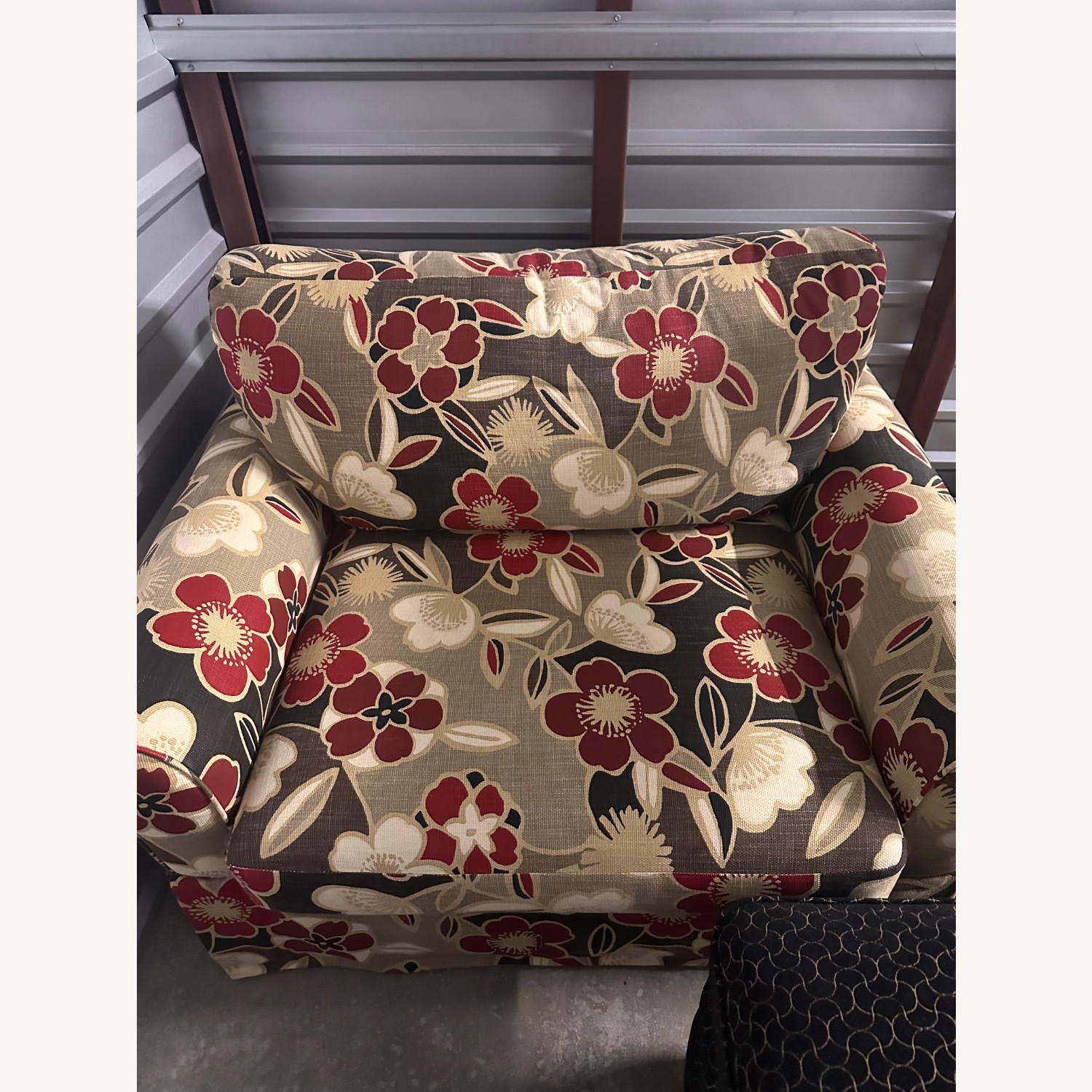 La-Z-Boy Fabric Loveseat - image-3