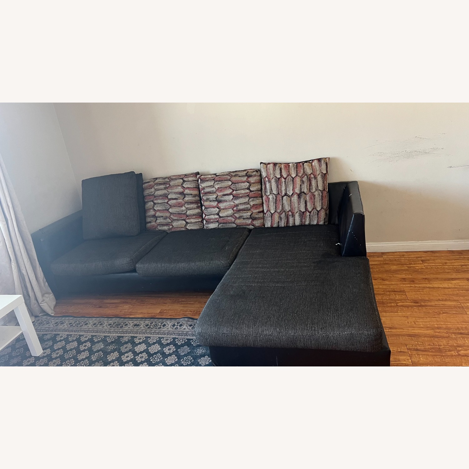 Bob's Discount Furniture 3+ Seater Sofa - image-2