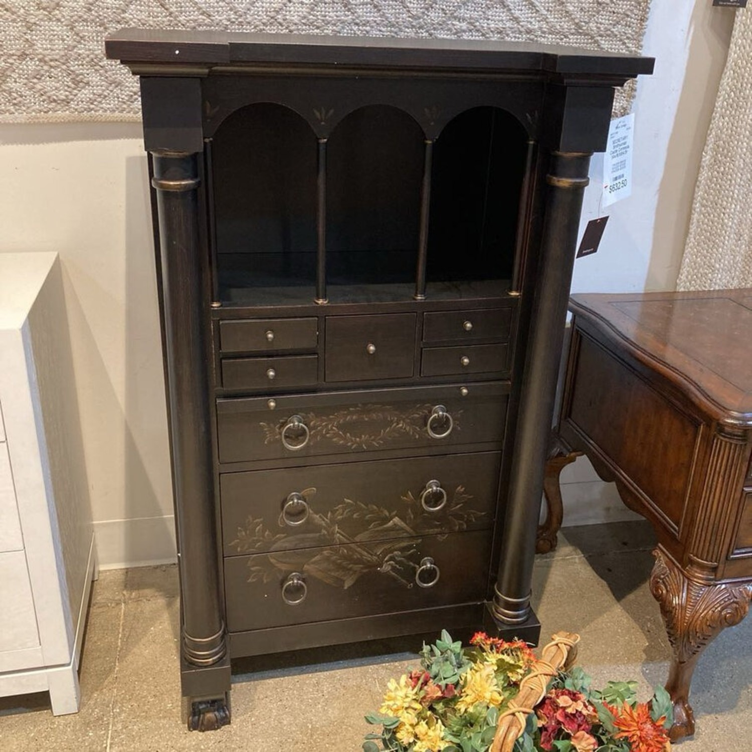 Smithsonian Castle Contessa Secretary - image-2