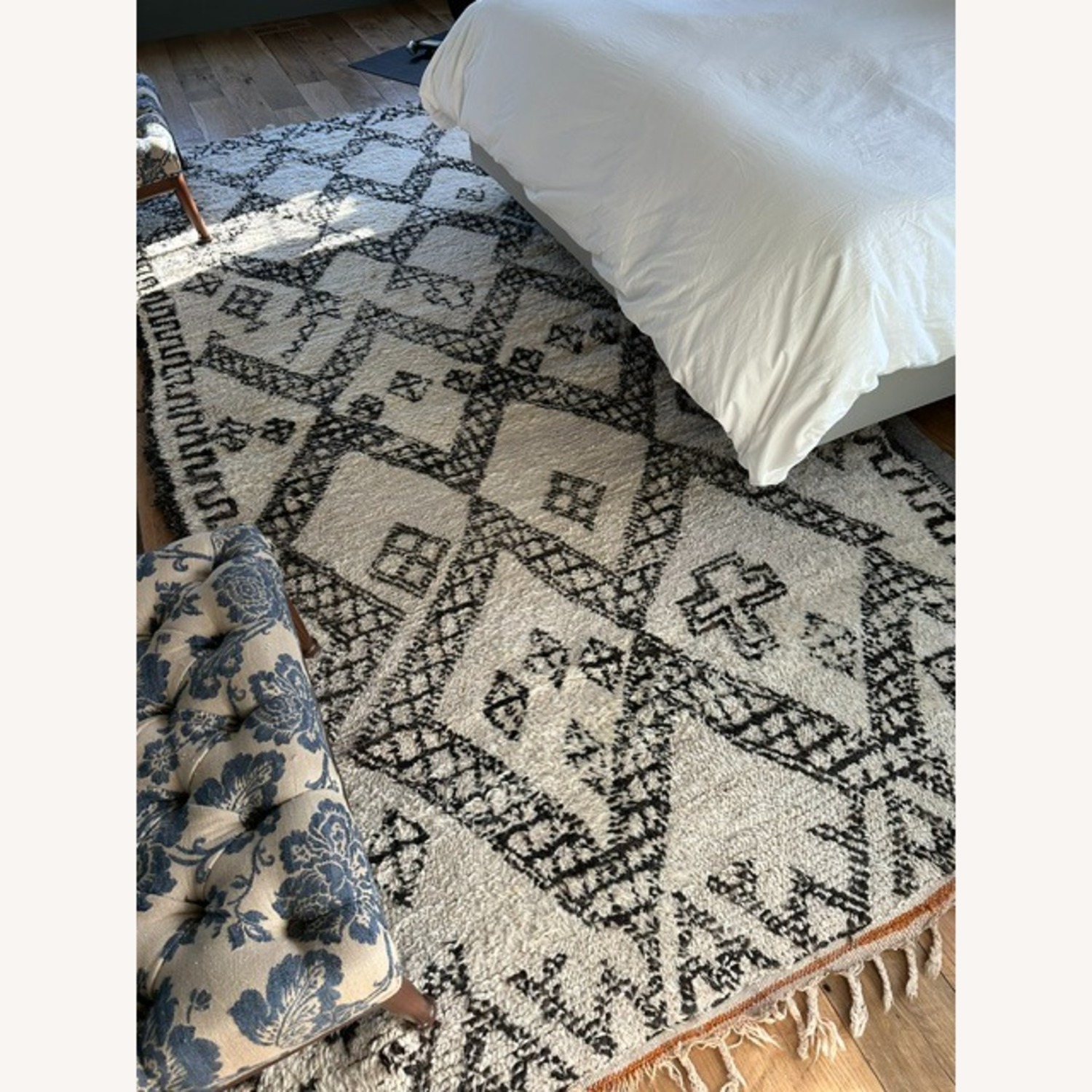 Vintage Moroccan Beni Ourain Rug 5.8' x 10' - image-2