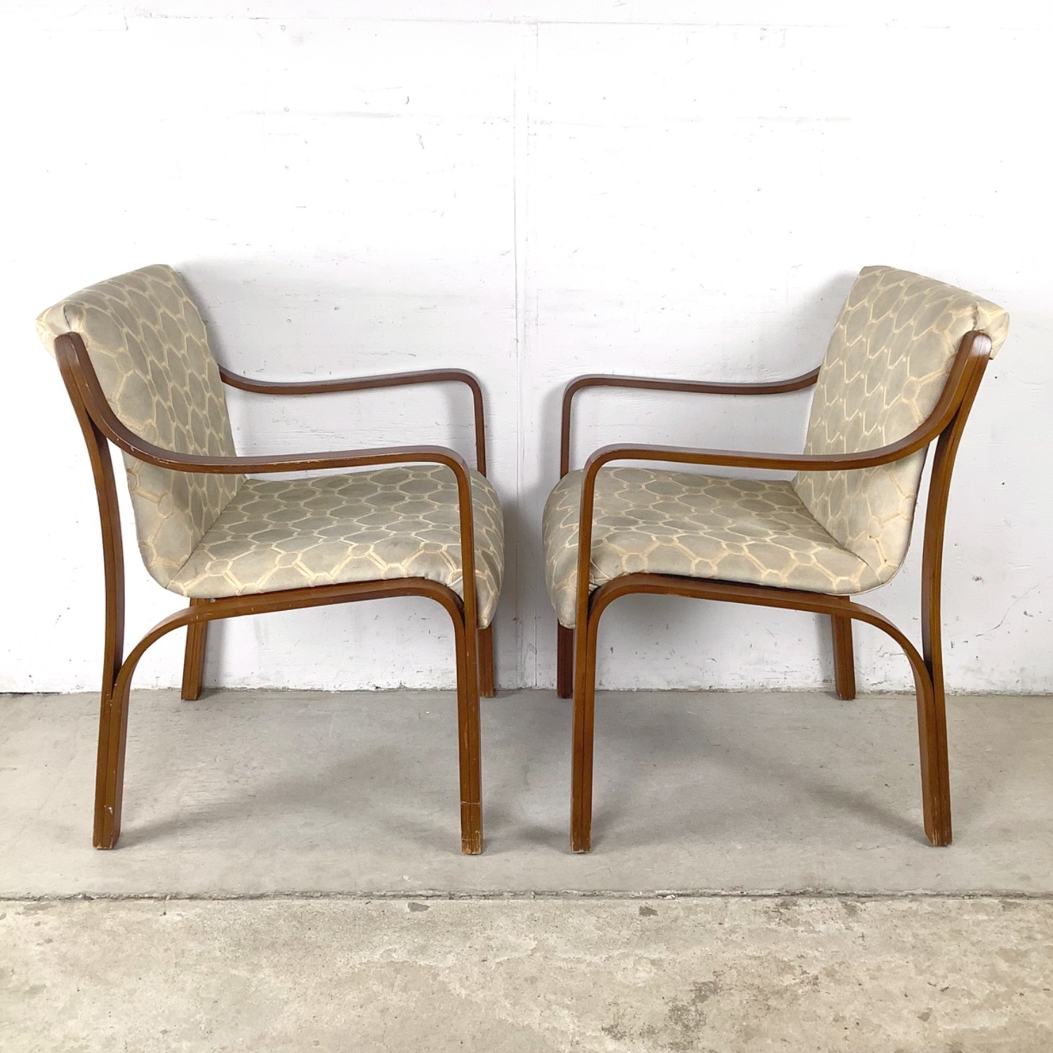 Pair of MCM Bentwood Armchairs, Thonet Style - image-12