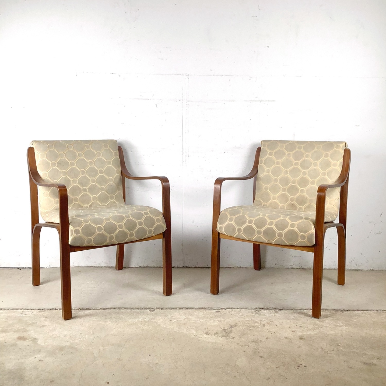 Pair of MCM Bentwood Armchairs, Thonet Style - image-1