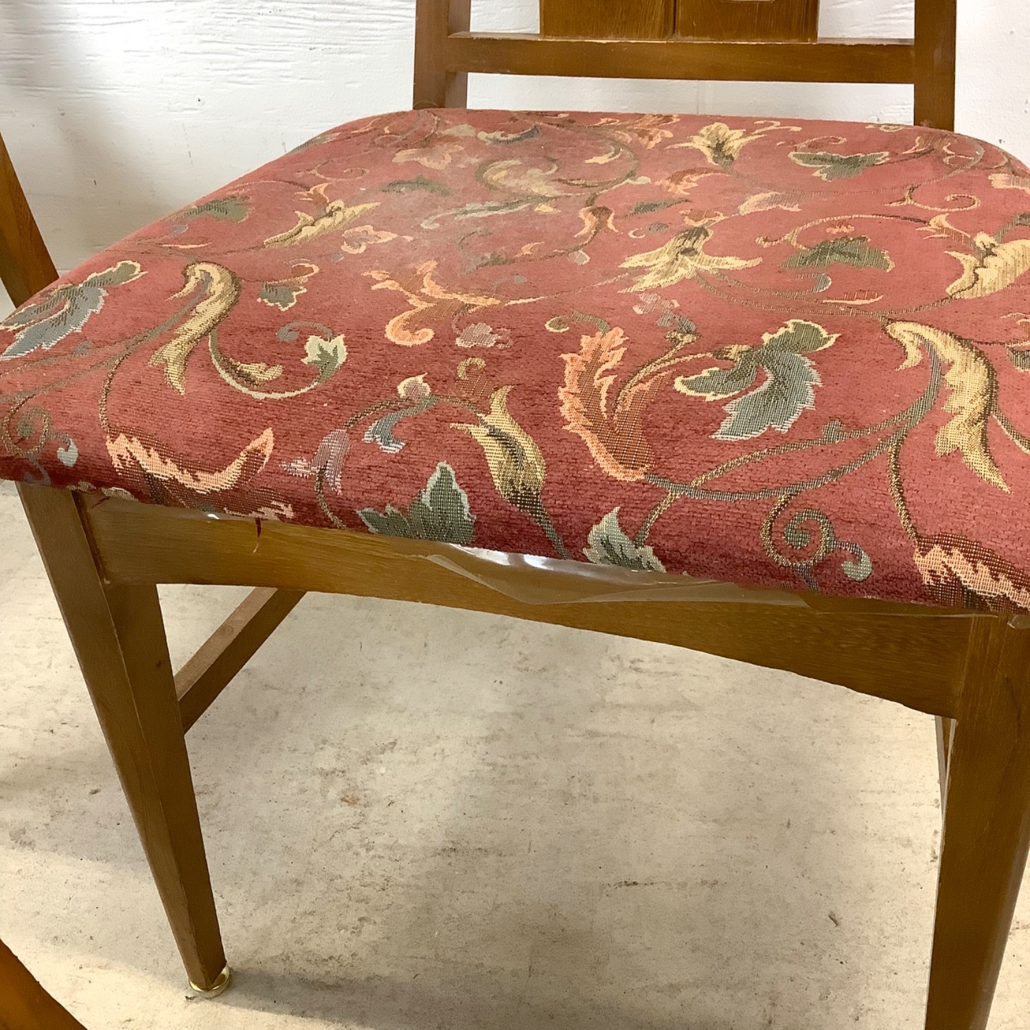 Young Manufacturing Attr. Dining Chairs- Six - image-7
