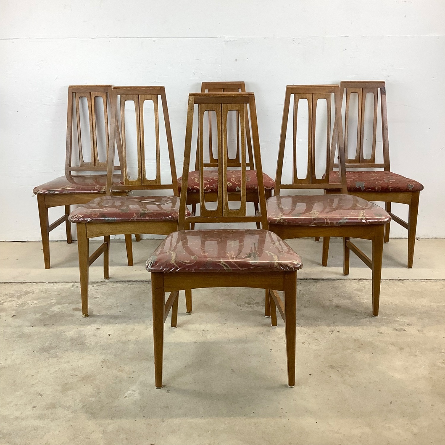 Young Manufacturing Attr. Dining Chairs- Six - image-1