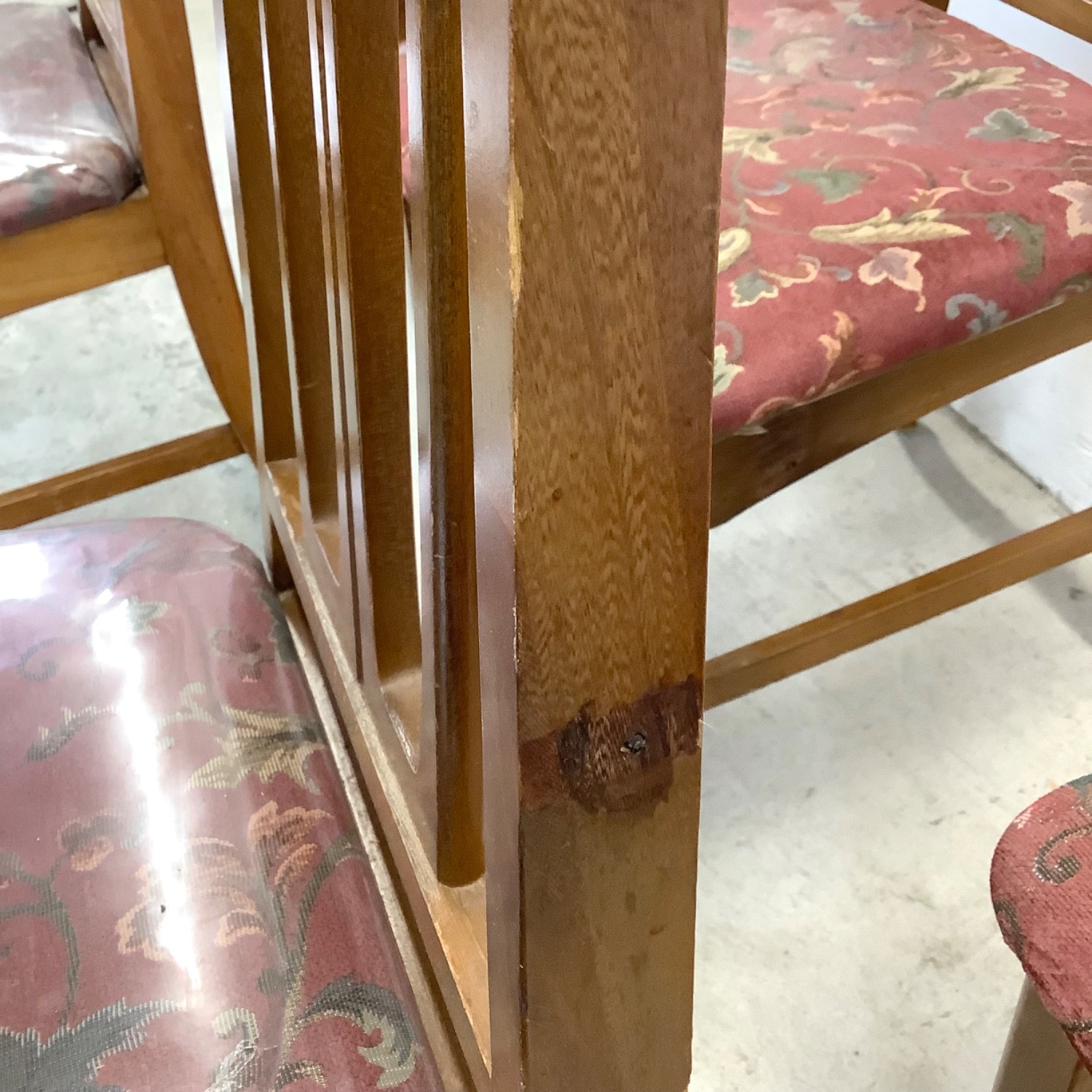 Young Manufacturing Attr. Dining Chairs- Six - image-17