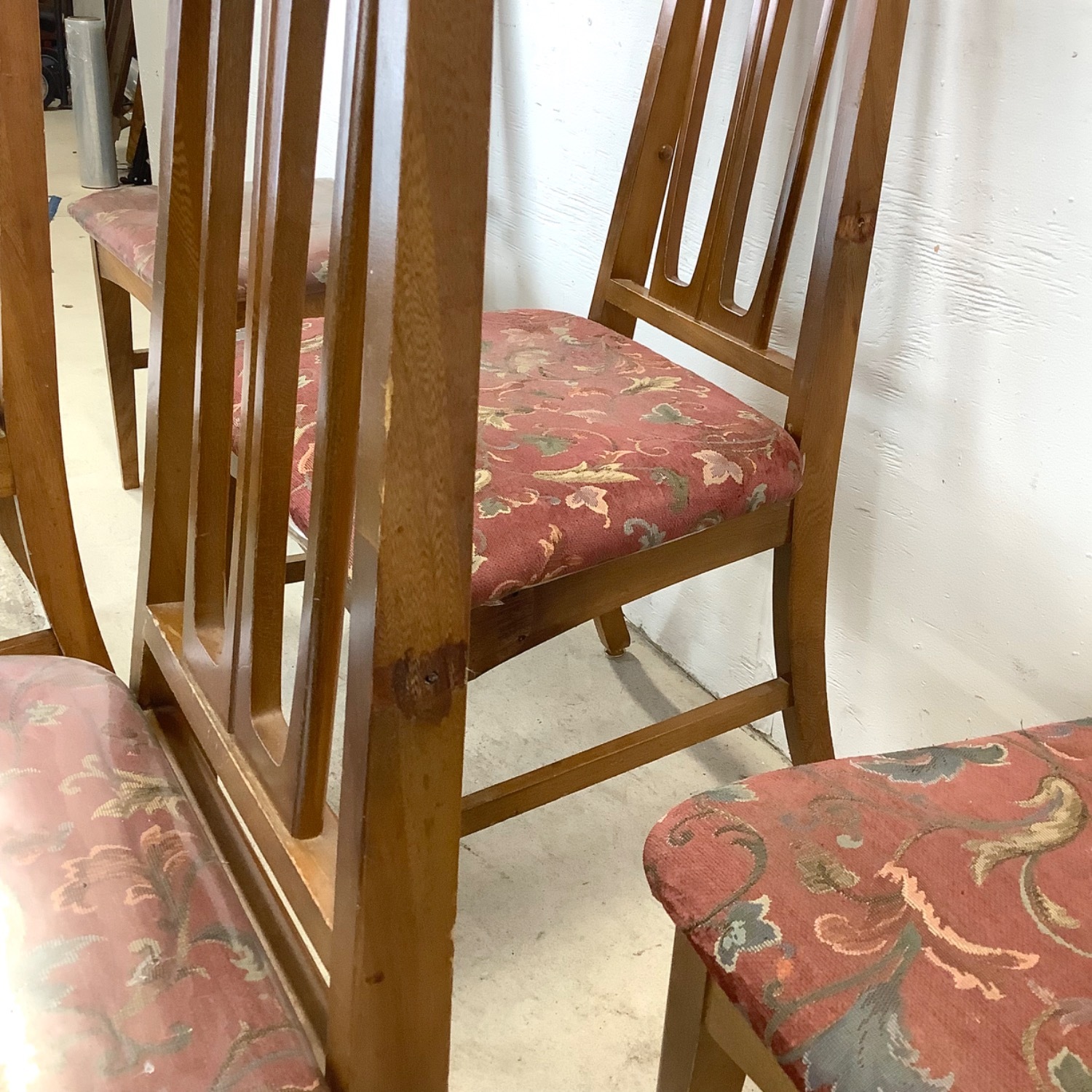 Young Manufacturing Attr. Dining Chairs- Six - image-18