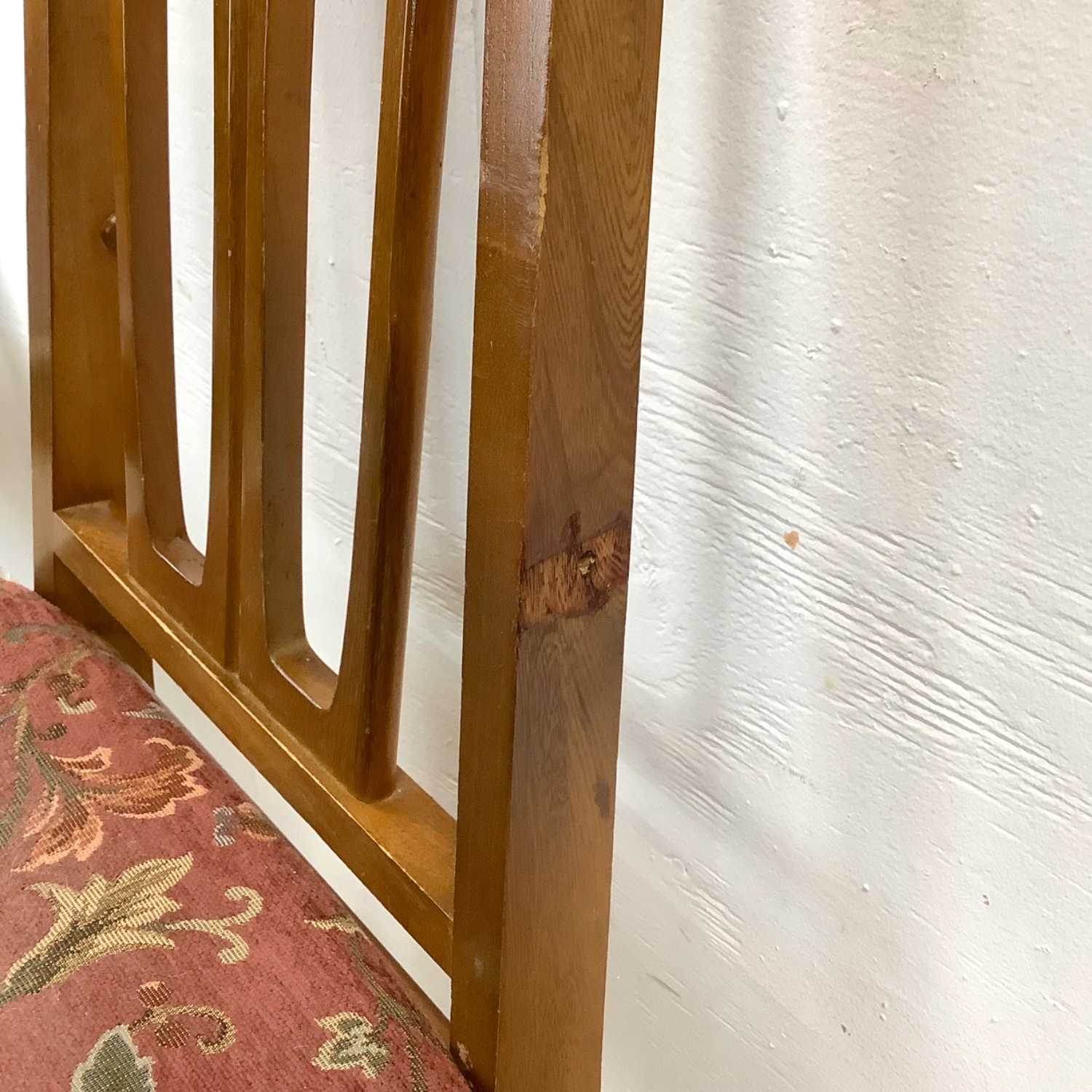 Young Manufacturing Attr. Dining Chairs- Six - image-19