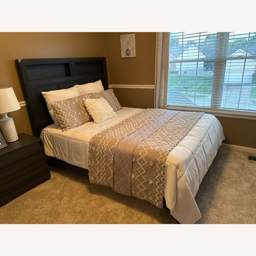 Used Bob's Discount Furniture Full Bed for sale on AptDeco
