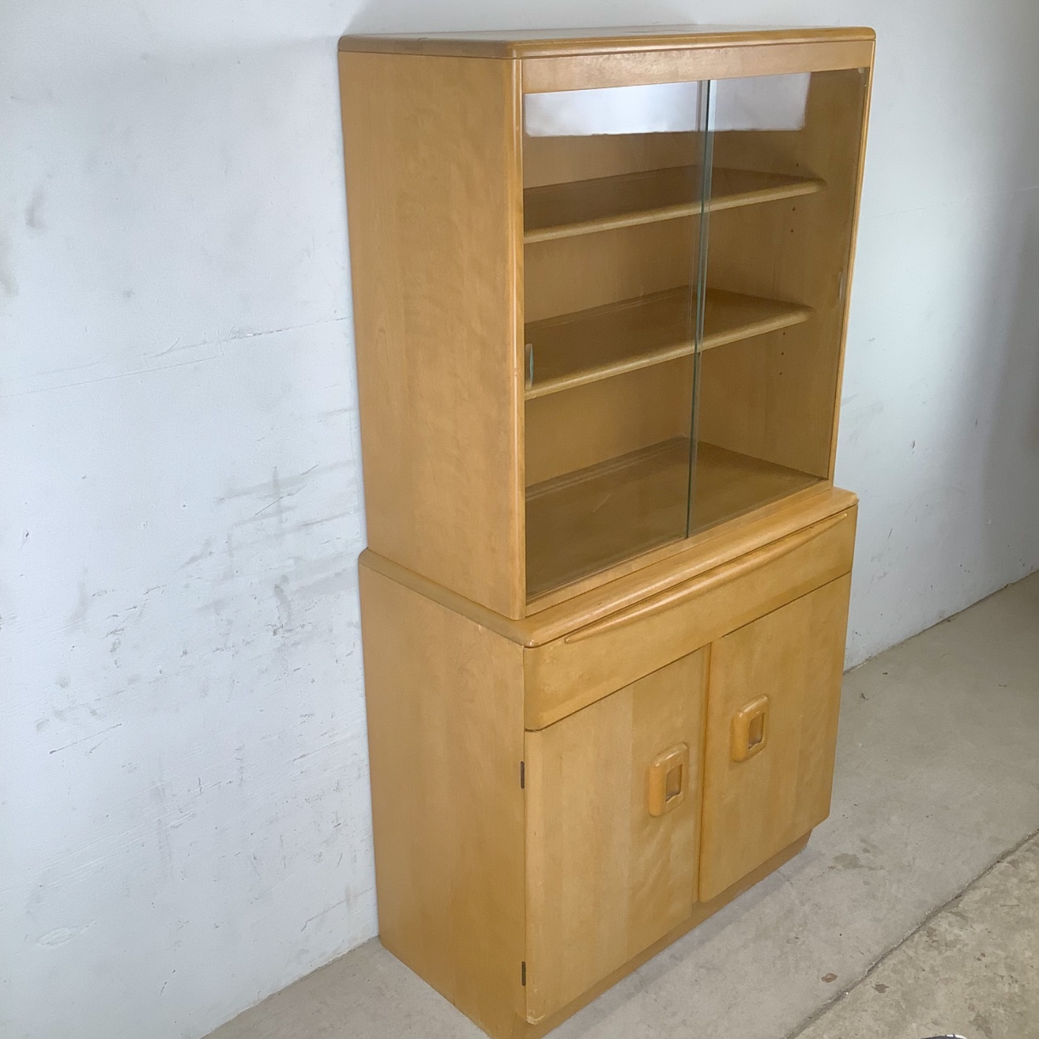 Heywood-Wakefield Wheat China Cabinet Hutch - image-3