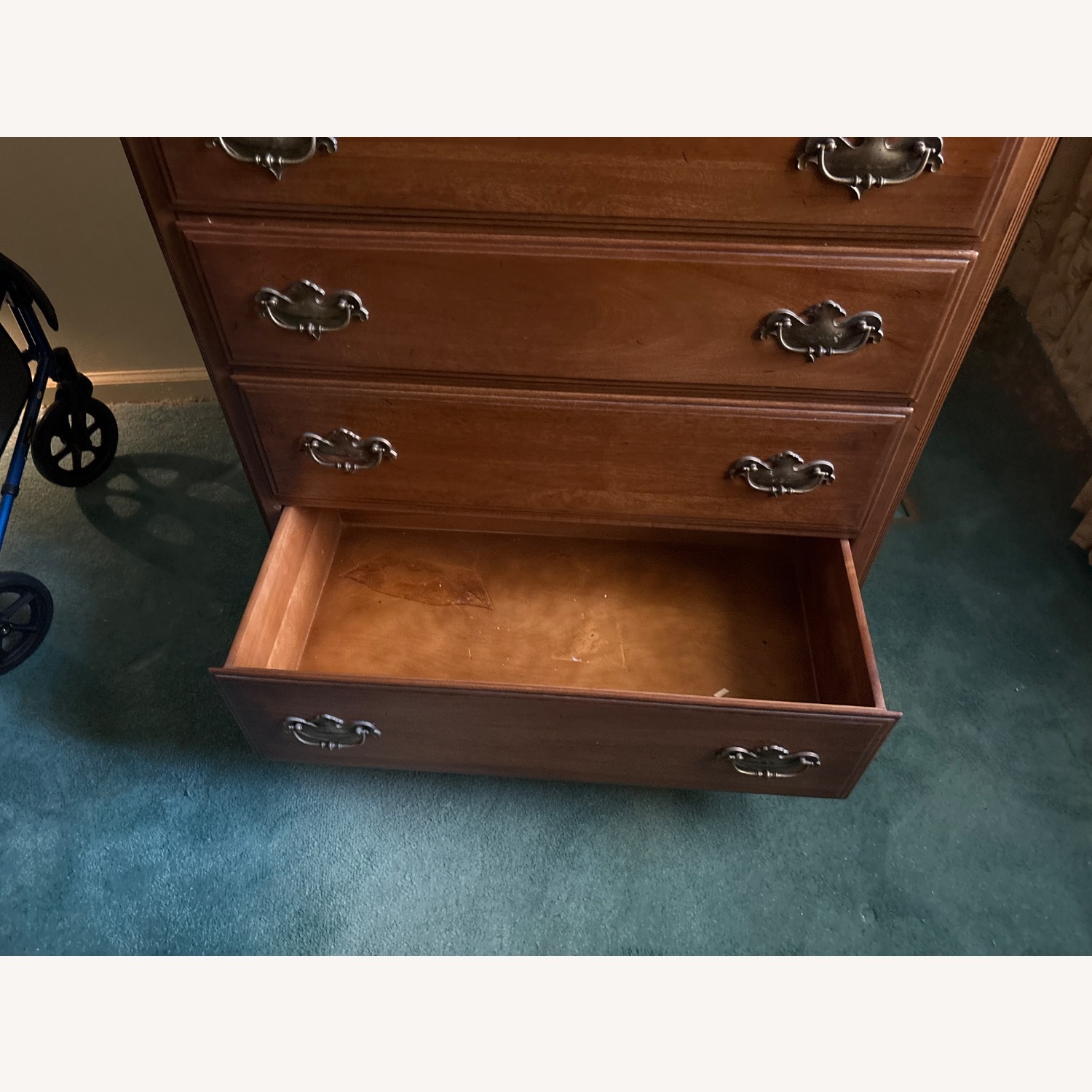 Vintage/Antique Finds Dresser - image-8