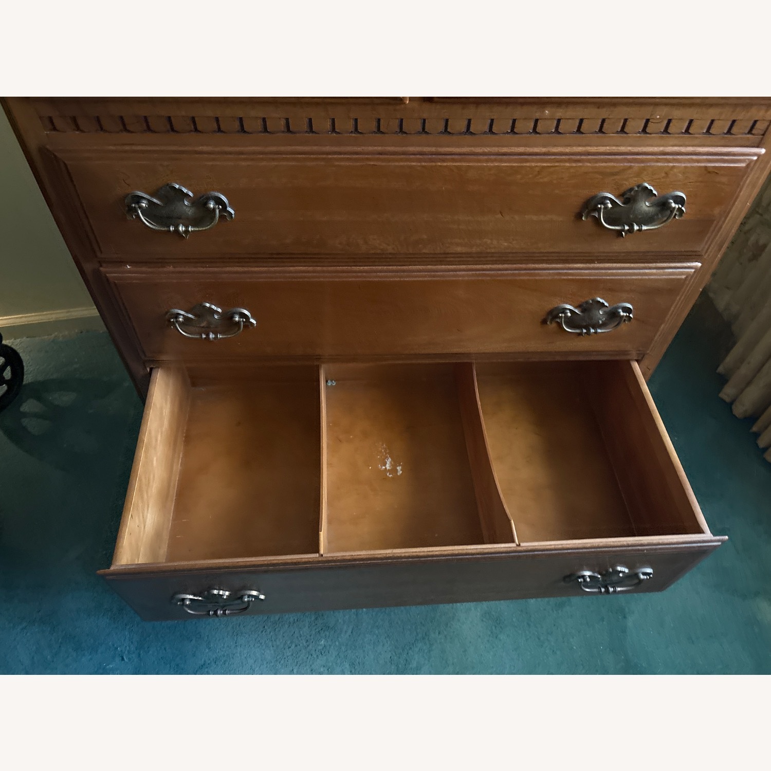 Vintage/Antique Finds Dresser - image-7