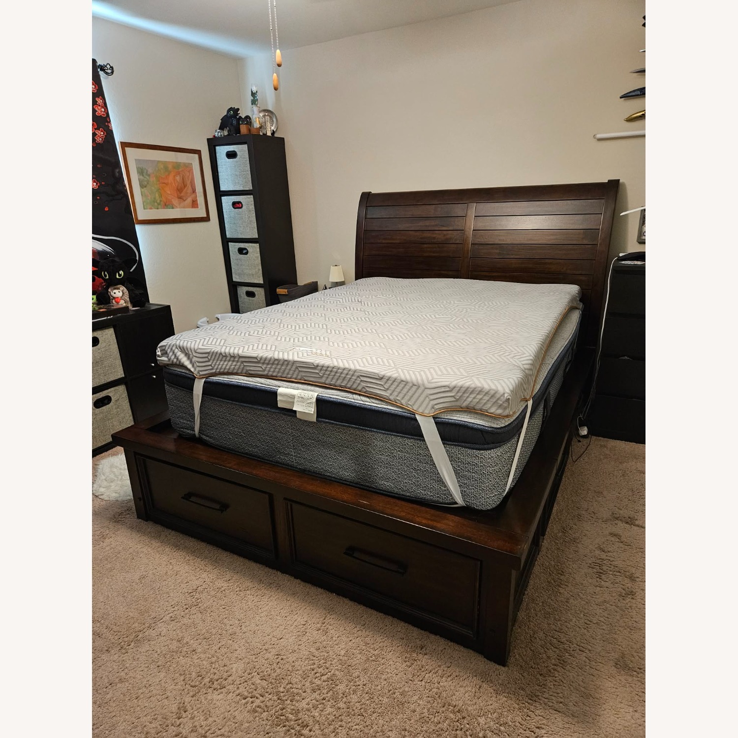 Hudson Furniture Dark Brown Wooden Queen Bed Frame - image-4