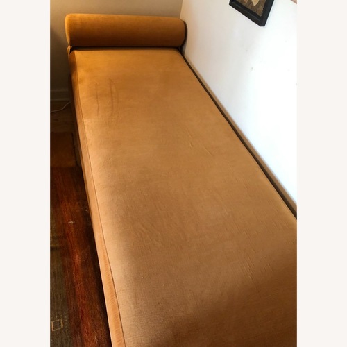 Used Extendable Daybed for sale on AptDeco