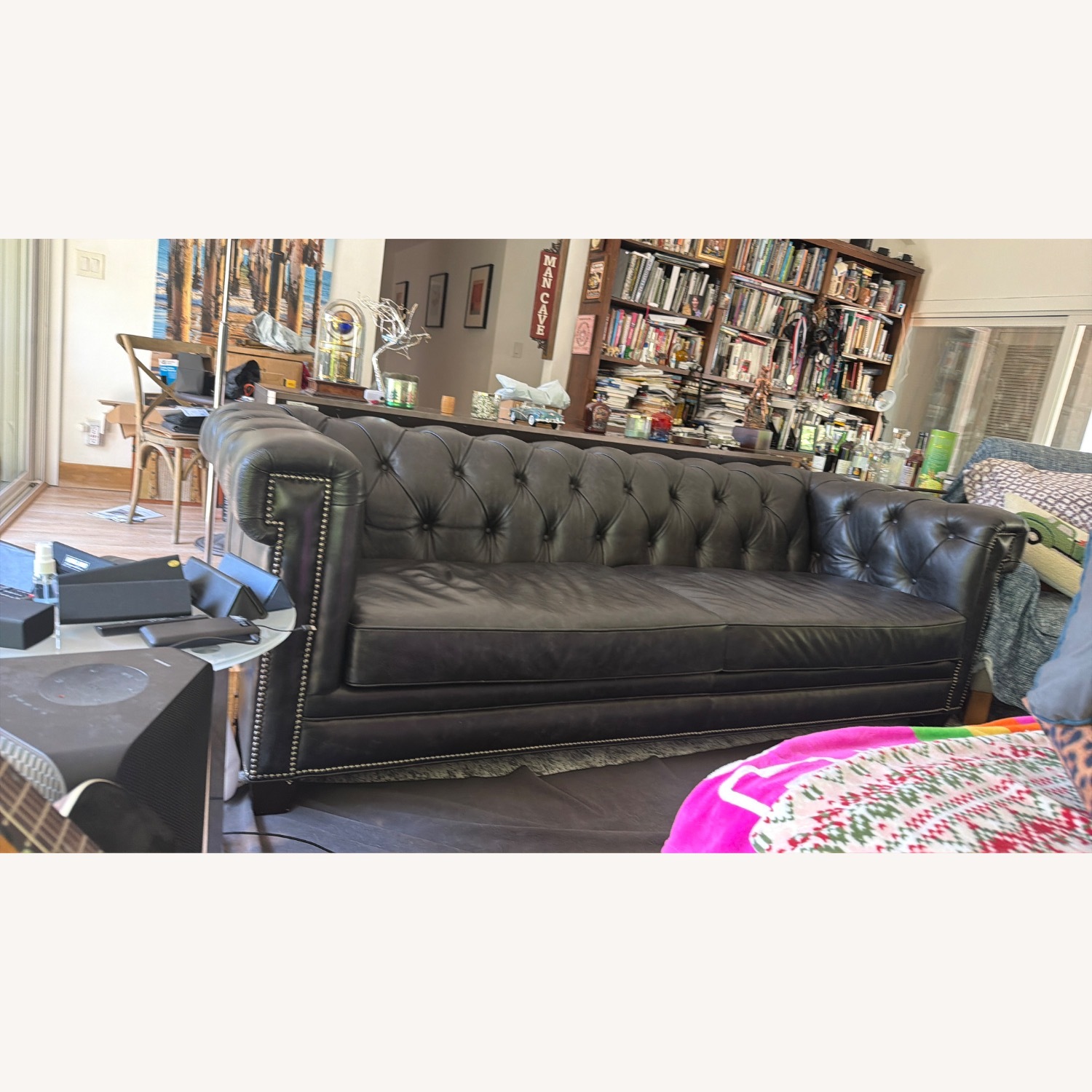 Hooker Chester Sofa Leather - image-1