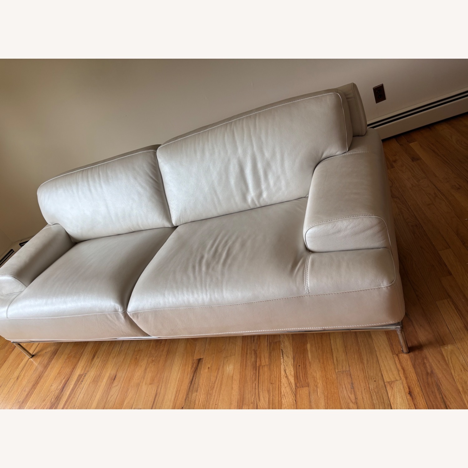 Chateau D'ax White Leather 3+ Seater Sofa - image-7