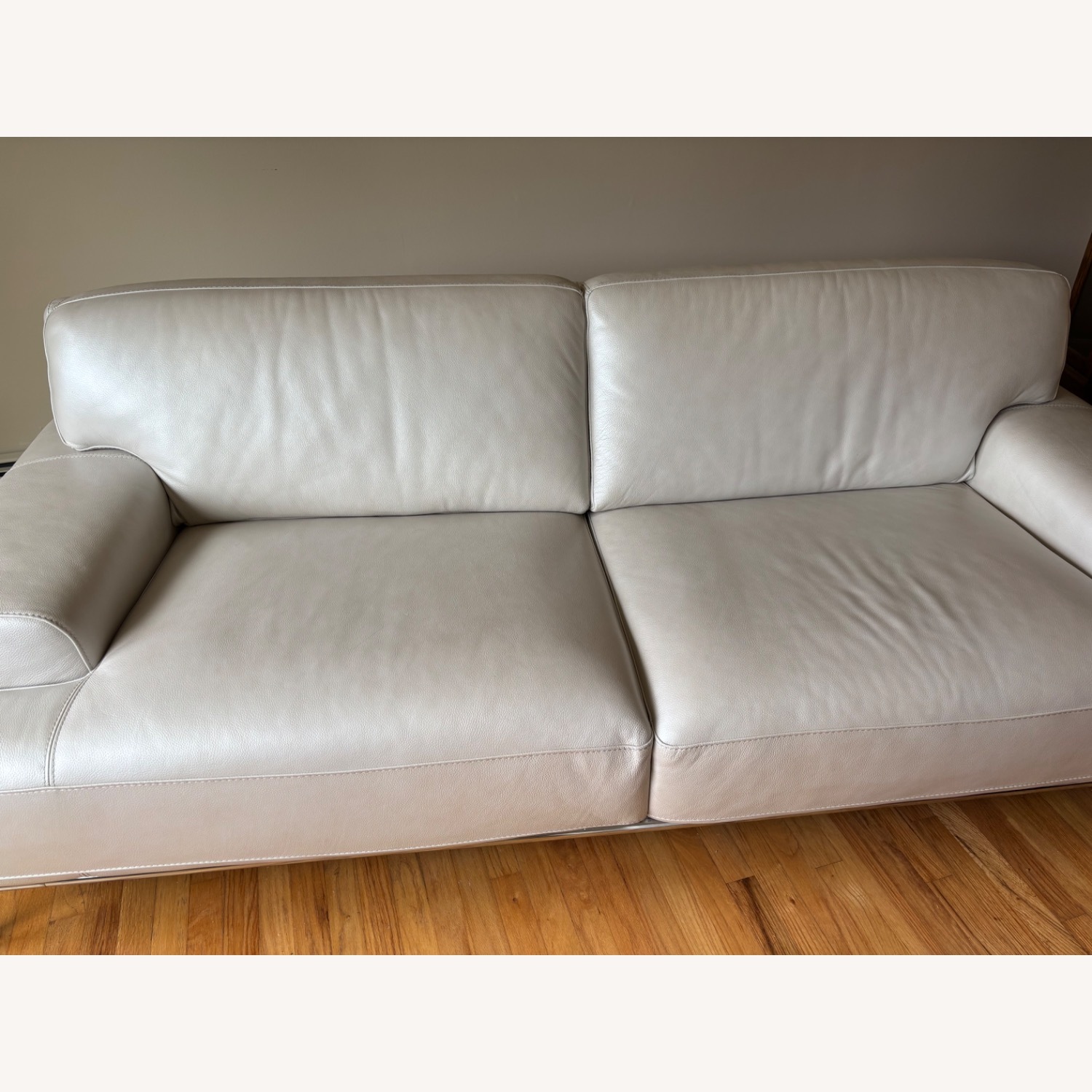 Chateau D'ax White Leather 3+ Seater Sofa - image-10