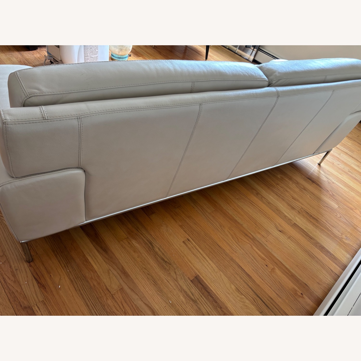 Chateau D'ax White Leather 3+ Seater Sofa - image-9