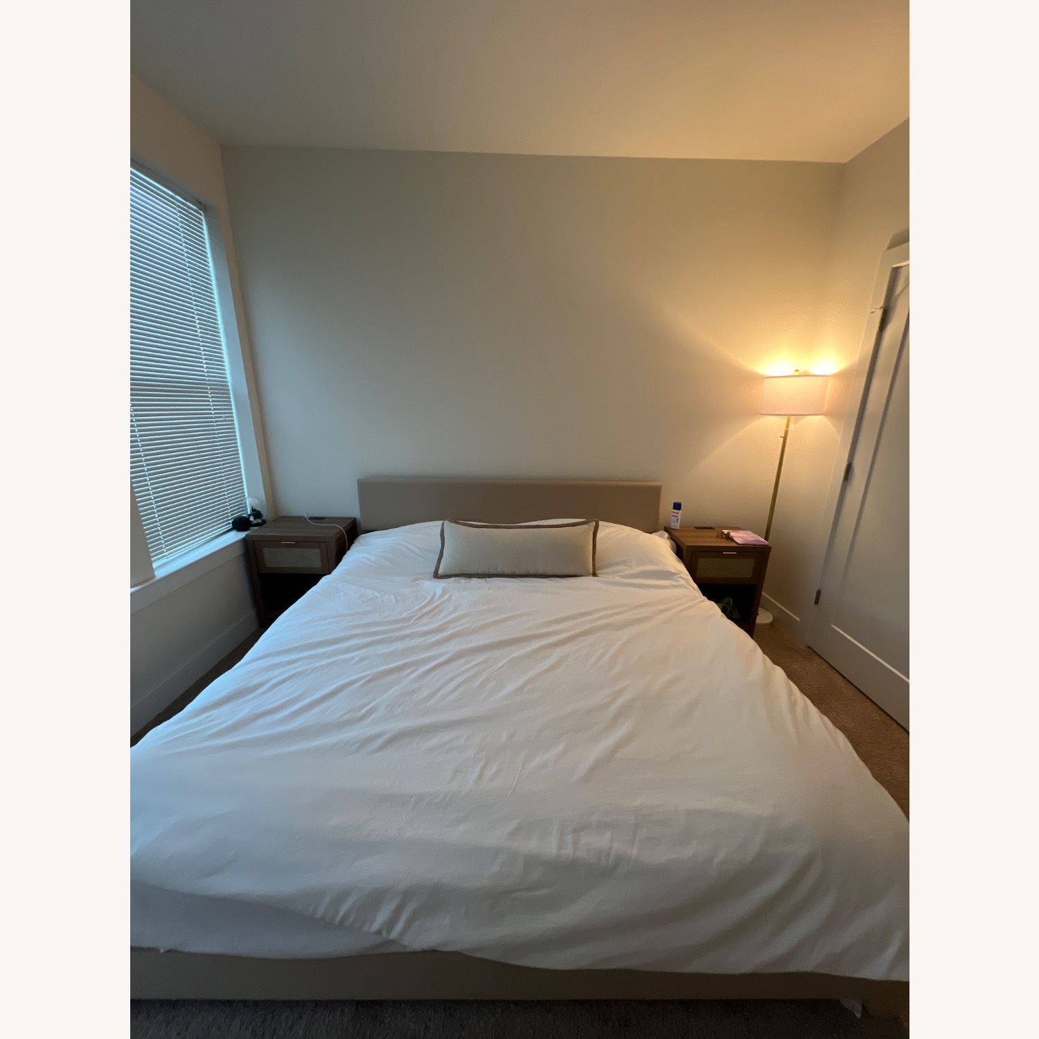 White King Bed - image-1
