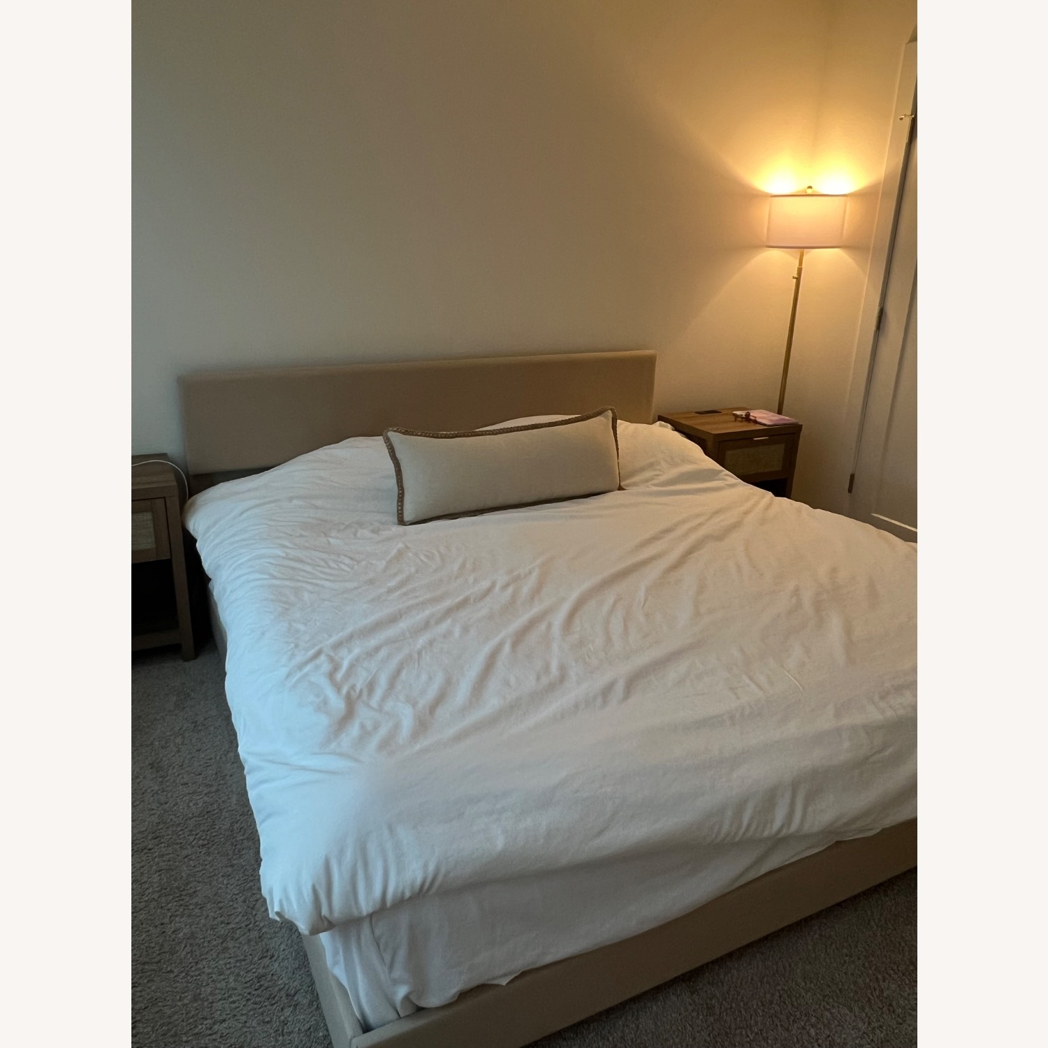 White King Bed - image-2