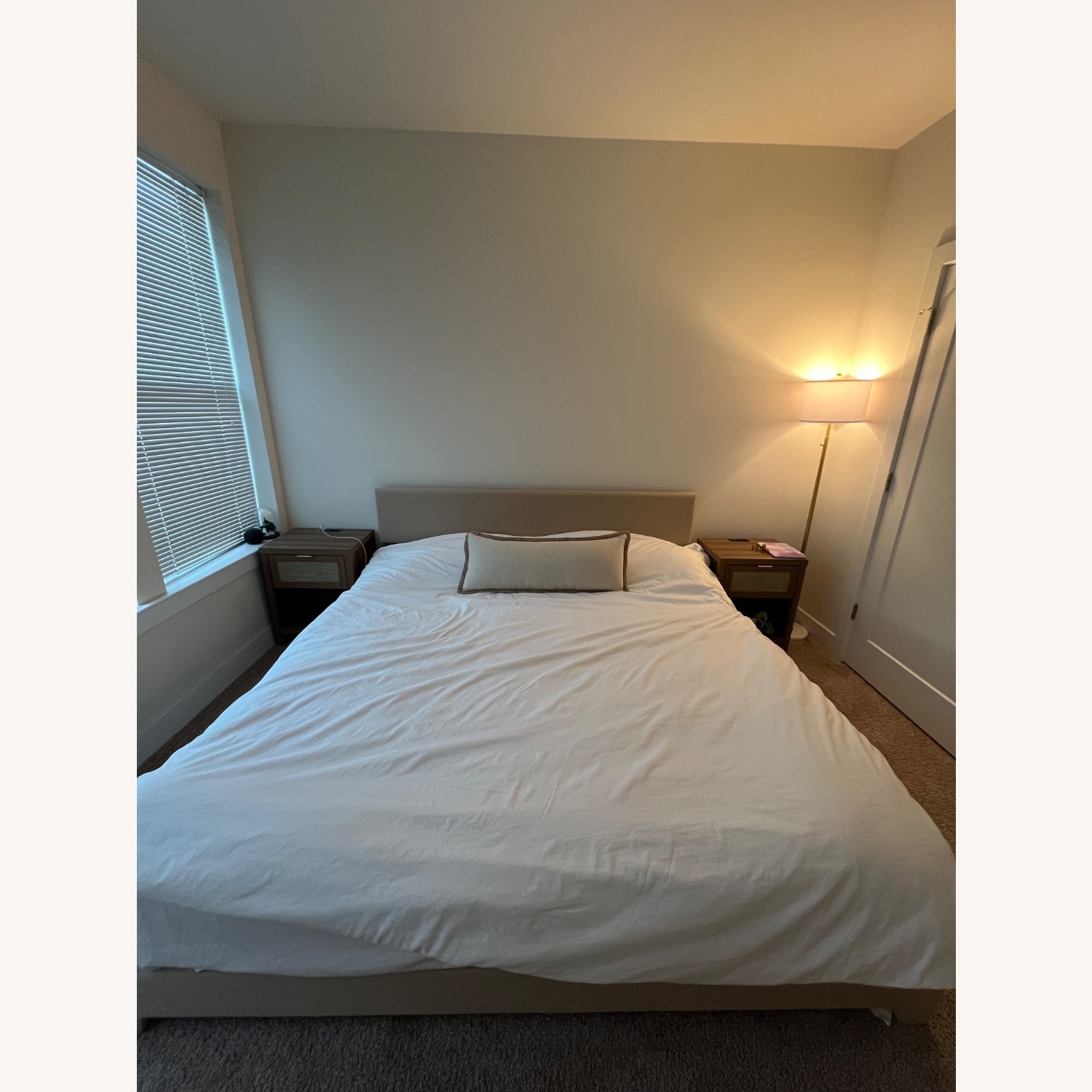 White King Bed - image-3