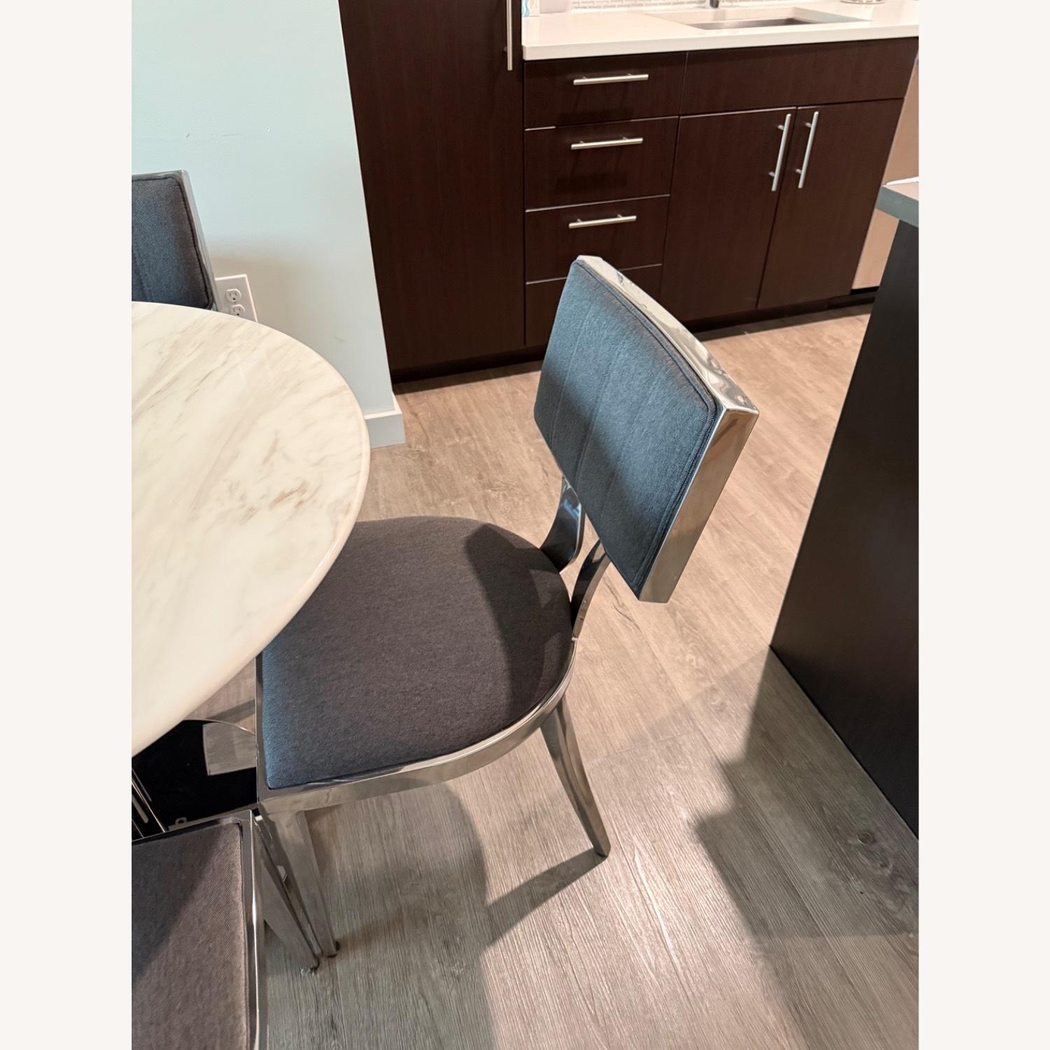 Jordan's Furniture Modern Round Marble-Top Dining Set - image-4