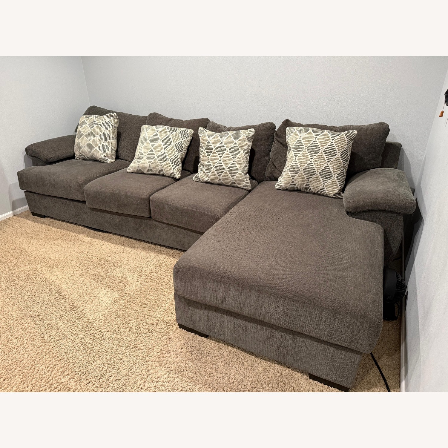 Contemporary Sectional Sofa - image-3