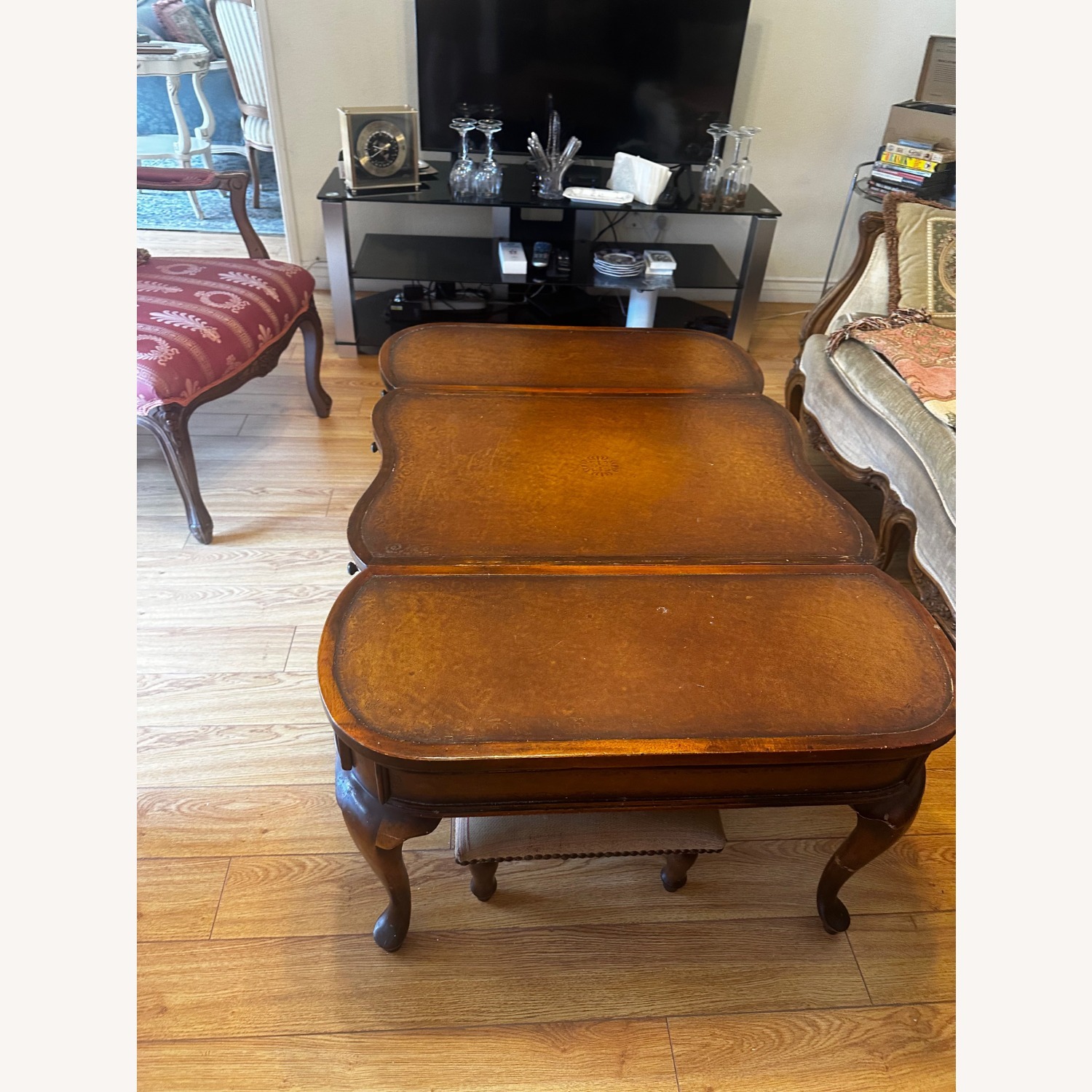 Style Game Top Coffee Table - image-3
