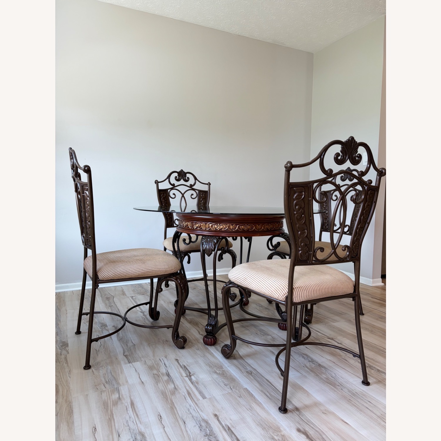 Ashley Glambrey 5-Piece Dining Set - image-1