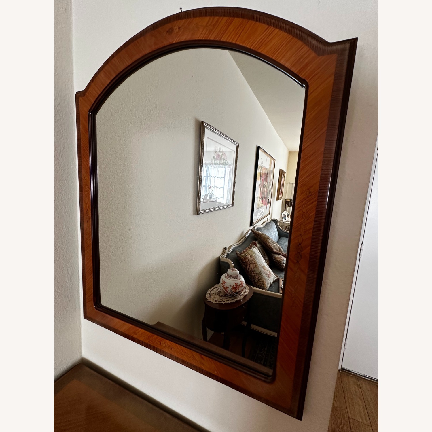 Contemporary Décor - image-4