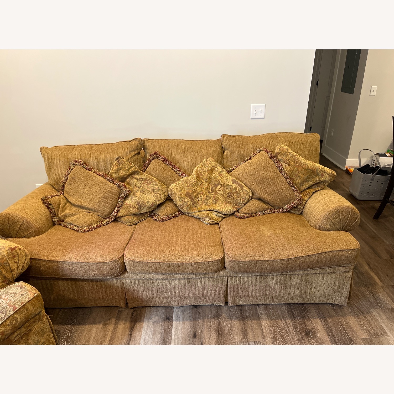 Vintage/Antique Gold Fabric 3+ Seater Sofa - image-3