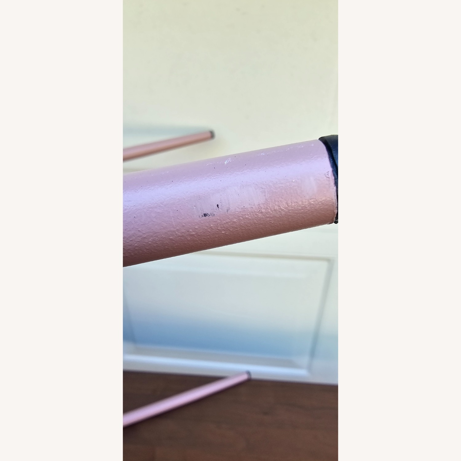 Article Svelti Pink Plastic Dining Chairs - image-3