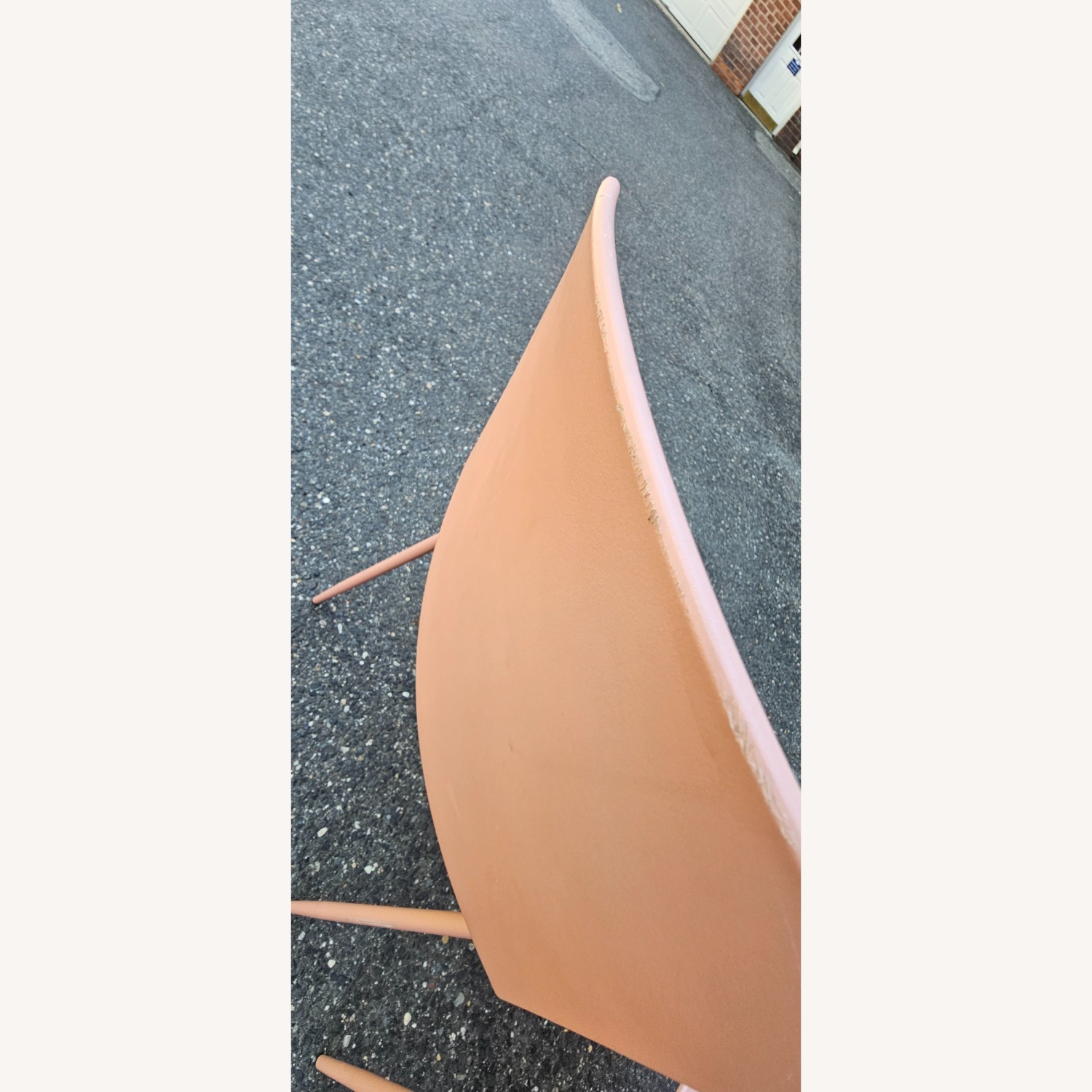Article Svelti Pink Plastic Dining Chairs - image-2