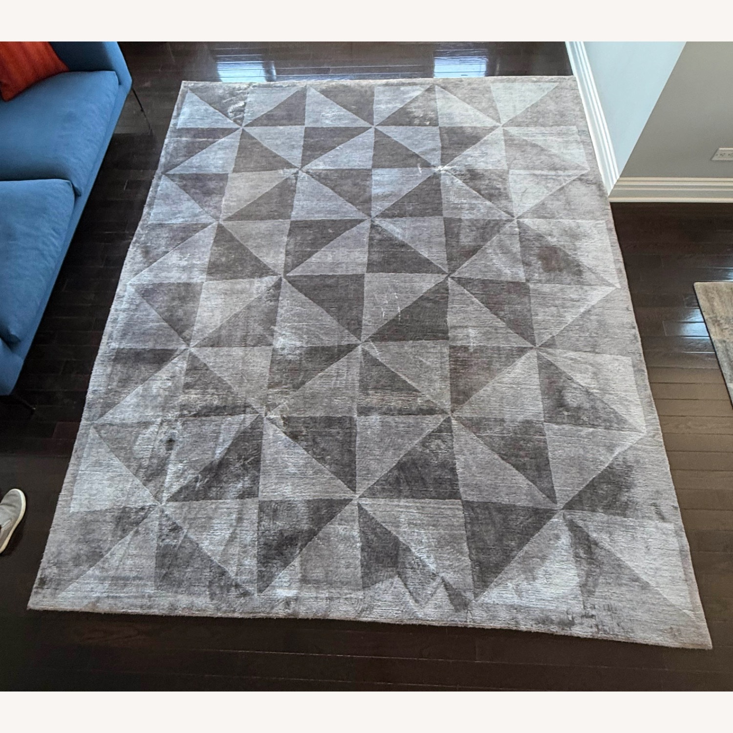 Silver Silk Area Rug 9' x 11' - image-2