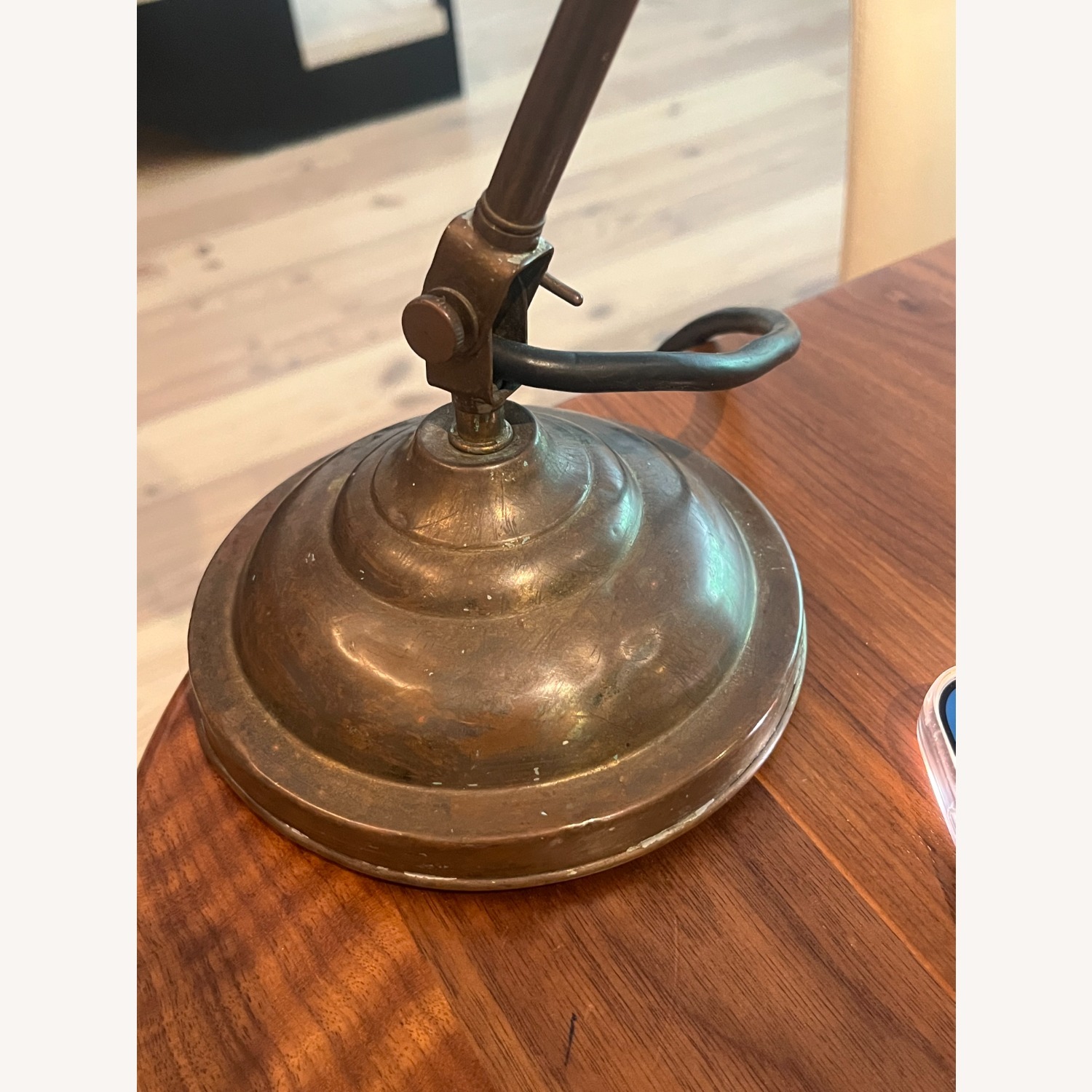 H.t. Piste Brass Table Lamp - image-4