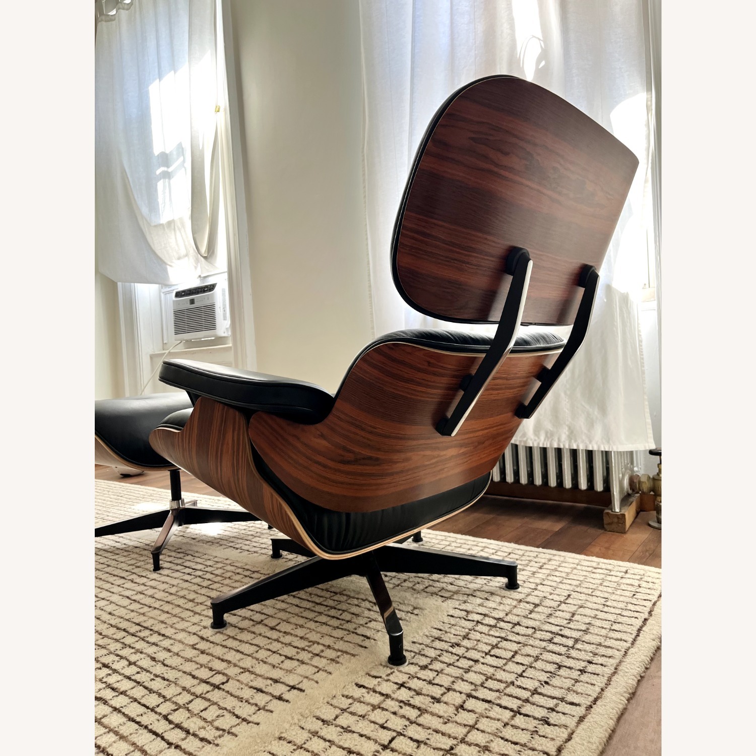 Eames Lounge Chair Replica Black Leather - image-7