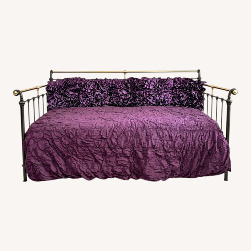 Used Charles P. Rogers Black Metal Daybed for sale on AptDeco