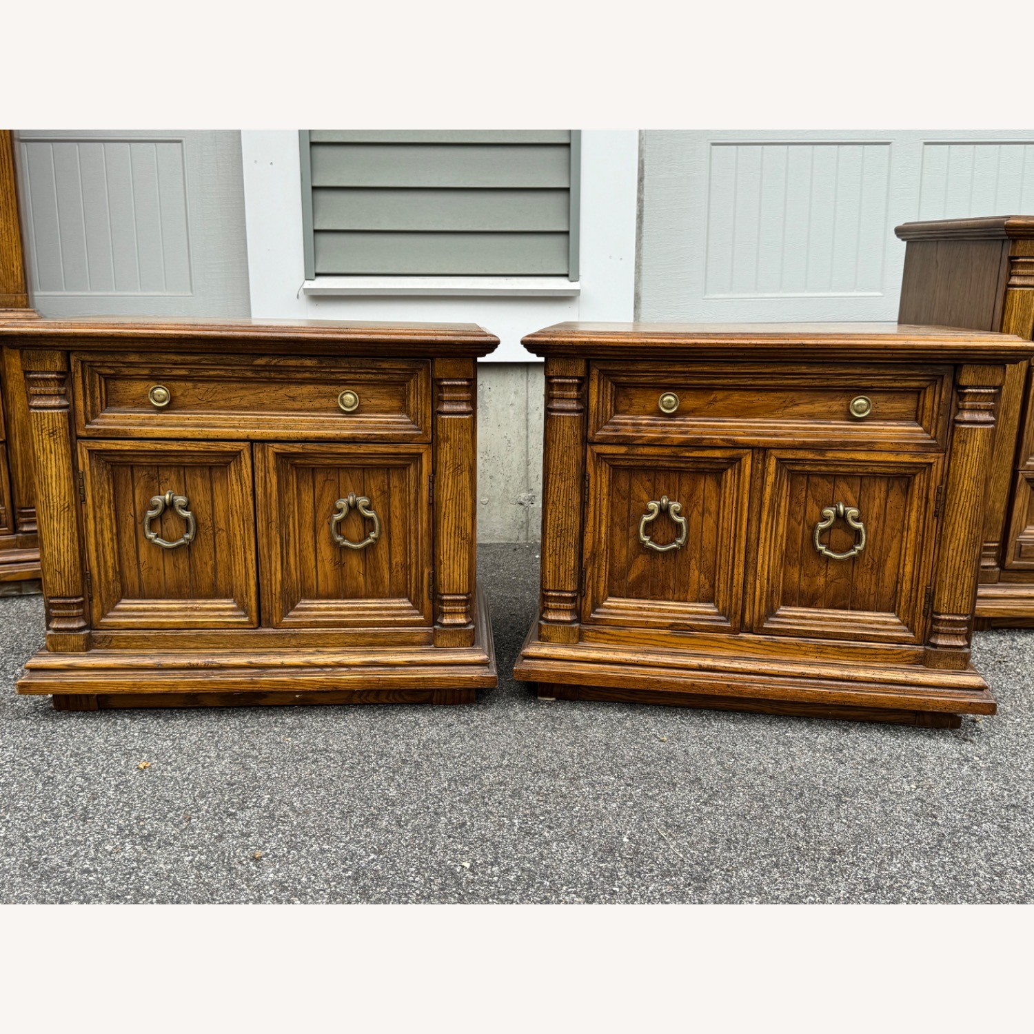 Vintage Thomasville Oak Nightstand- Set of 2 - image-1