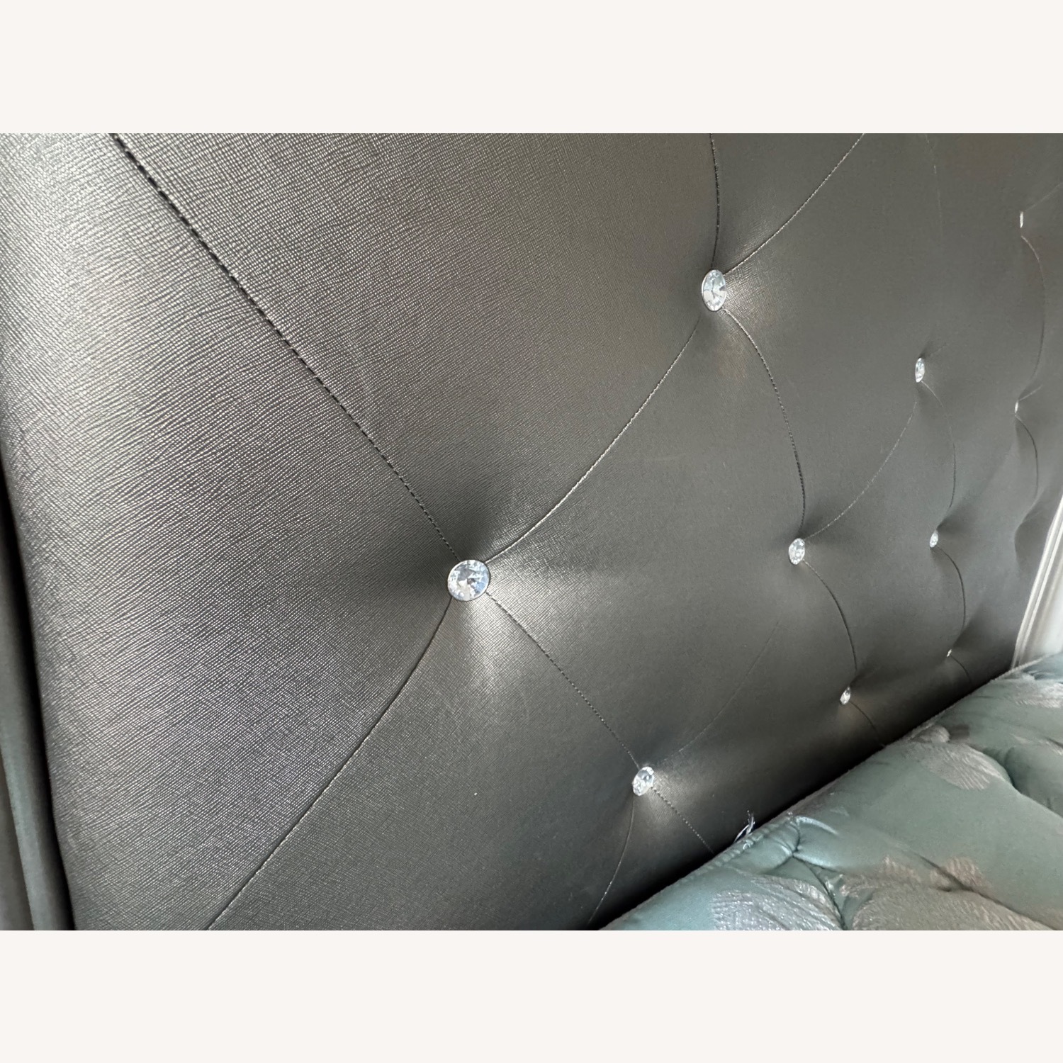 Bob's Discount Furniture Silver Full Bed - image-5