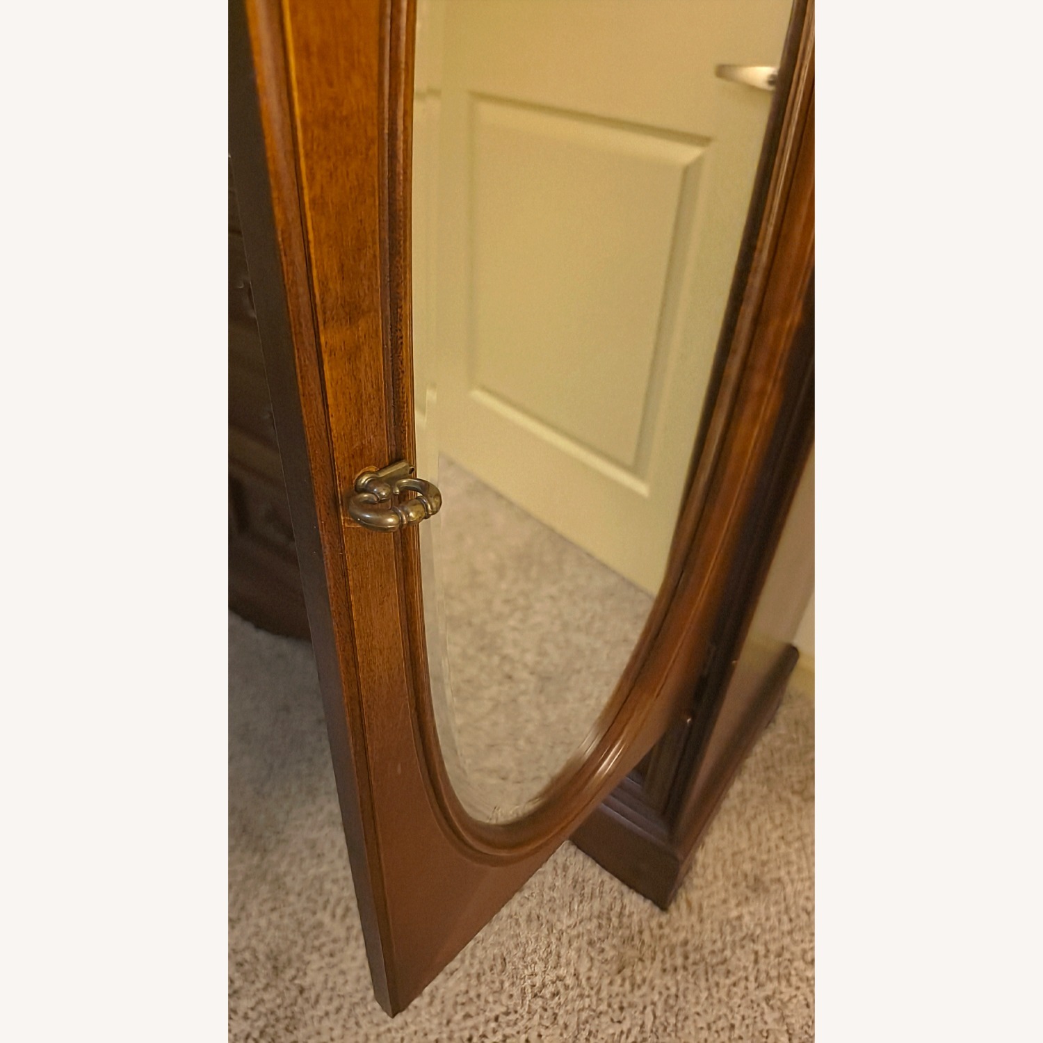 Vintage Lexington  Cherry Wood Wardro - image-16