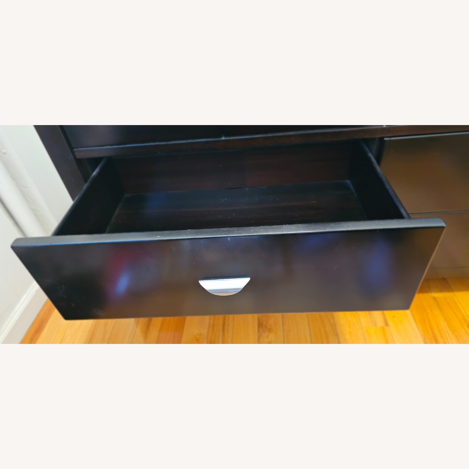 Ligna Furniture Dark Brown Mahogany Wood Dresser - image-5
