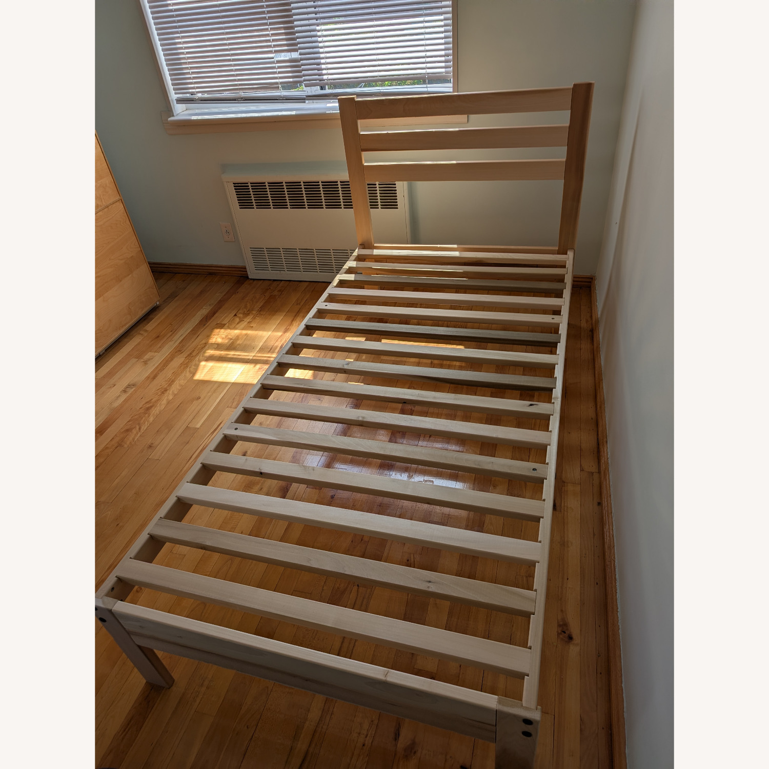 Amazon Frames Twin-Sized Lexington Platform Bed Frame - image-3