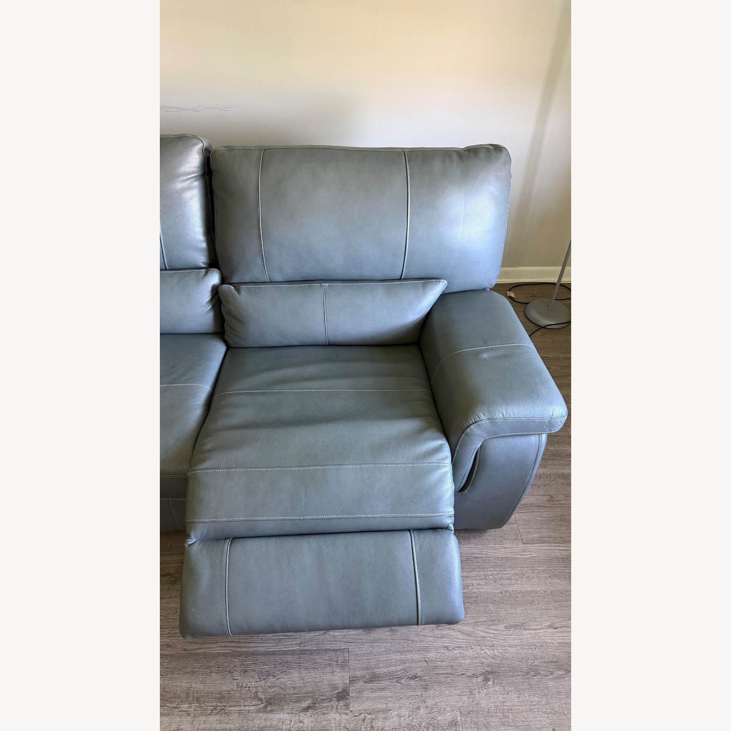 Large Gray Leather Power Reclining Sofa 4 Seats - image-4