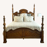 Thomasville Hills of Tuscany Queen Bed Frame