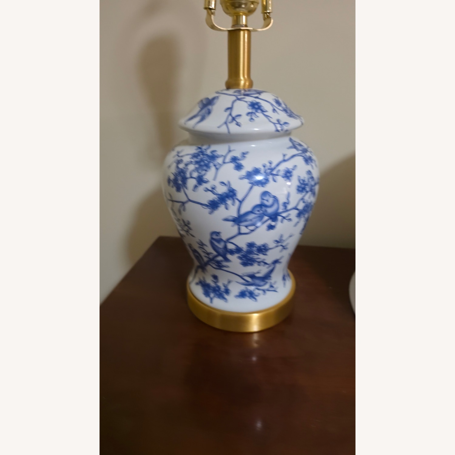 Asian Blue White Classic Floral Table Lamp  - image-5