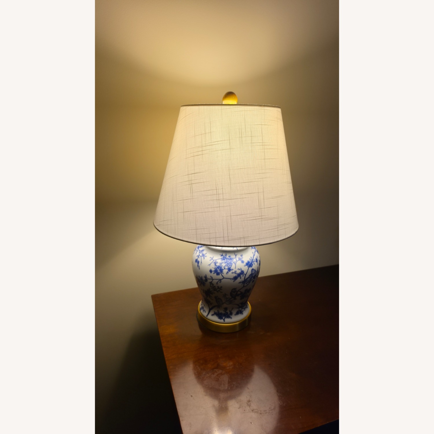 Asian Blue White Classic Floral Table Lamp  - image-2