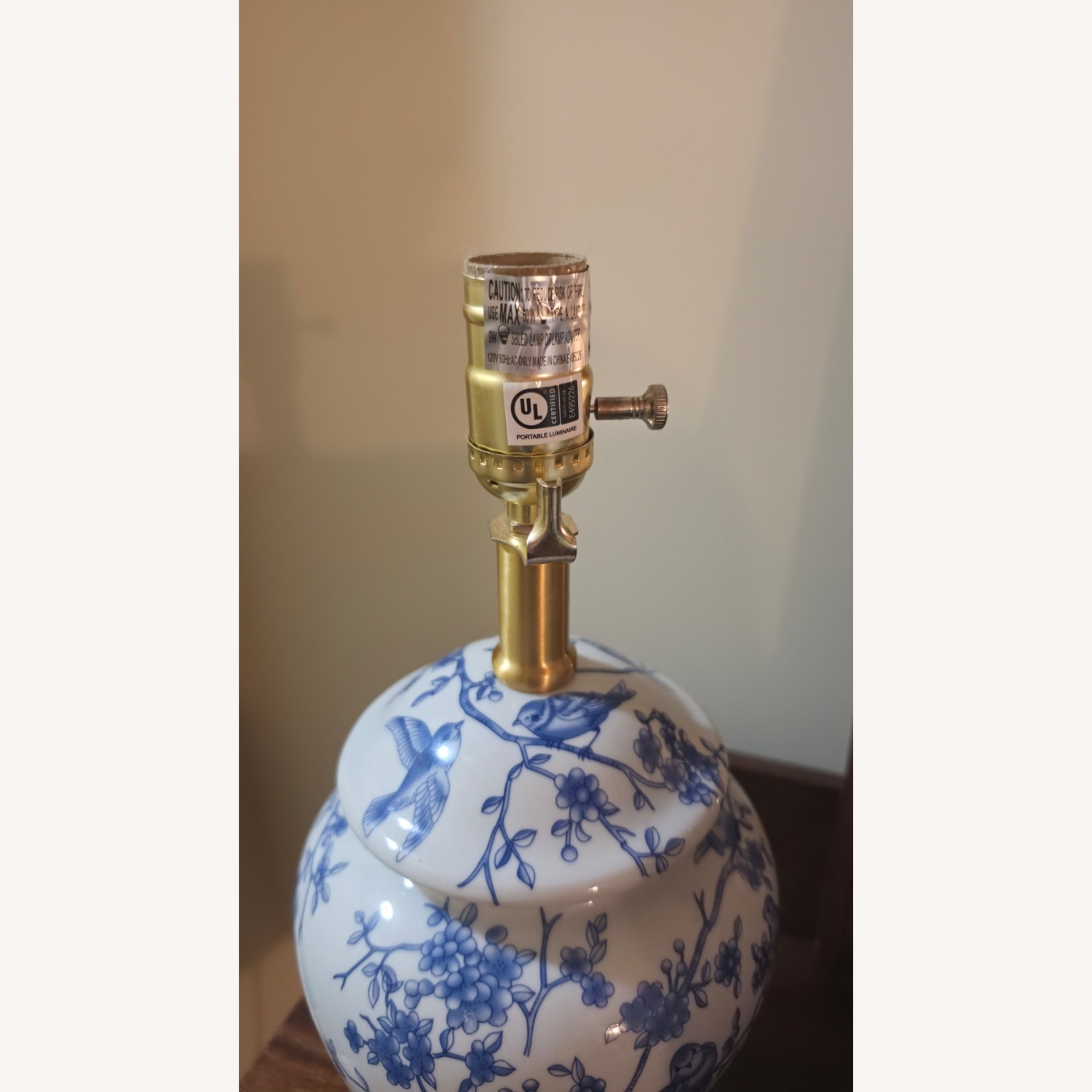 Asian Blue White Classic Floral Table Lamp  - image-12